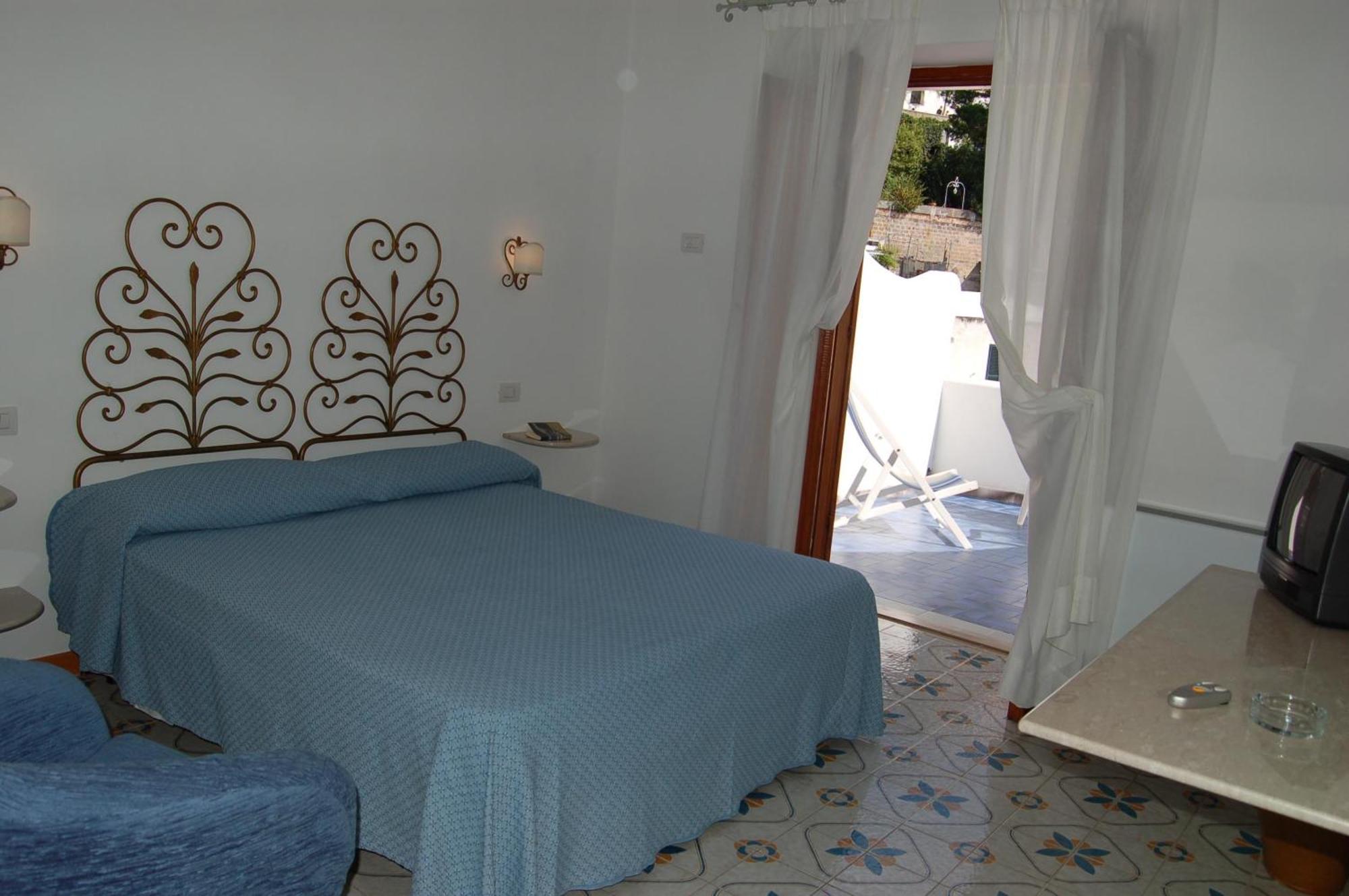 Standard Double or Twin Room Partial Sea View