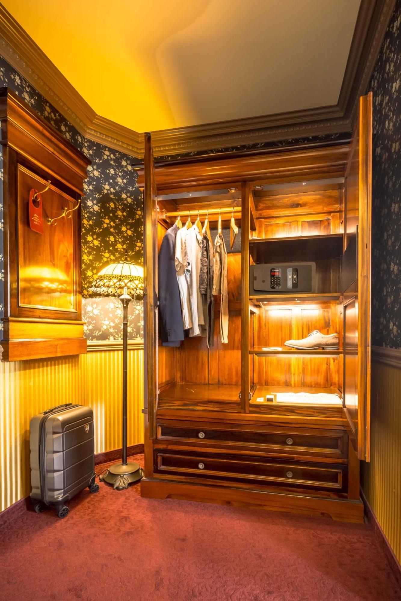 Comfort Double or Twin Room