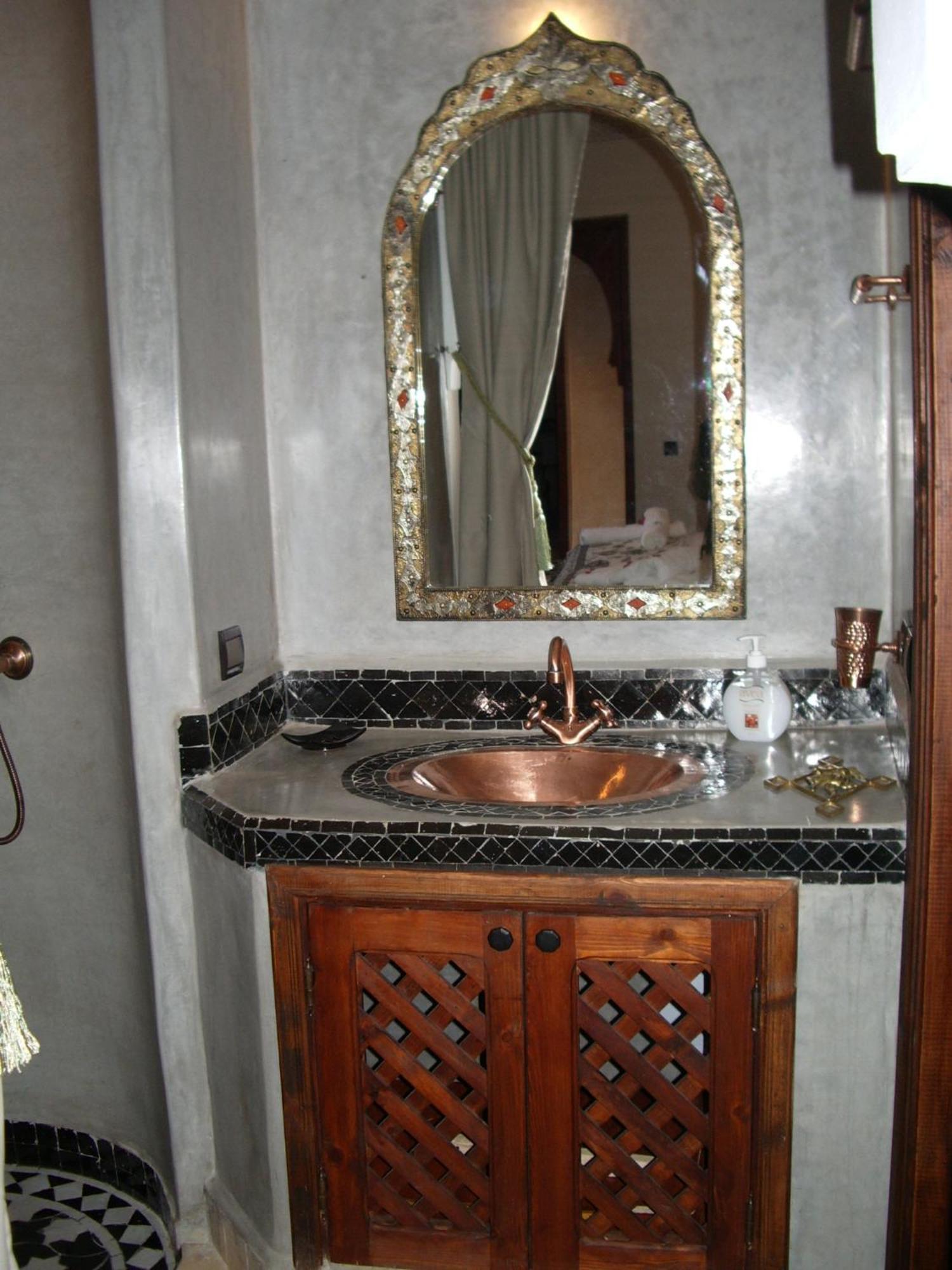 Isadora Duncan Twin Room