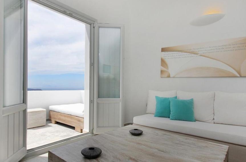 Deluxe Suite Sea View Azure