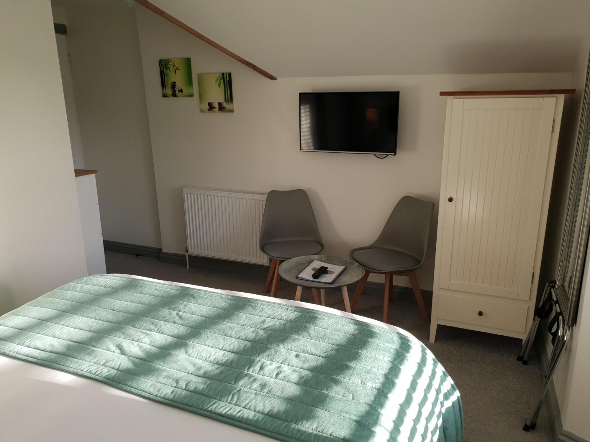 Deluxe King Room