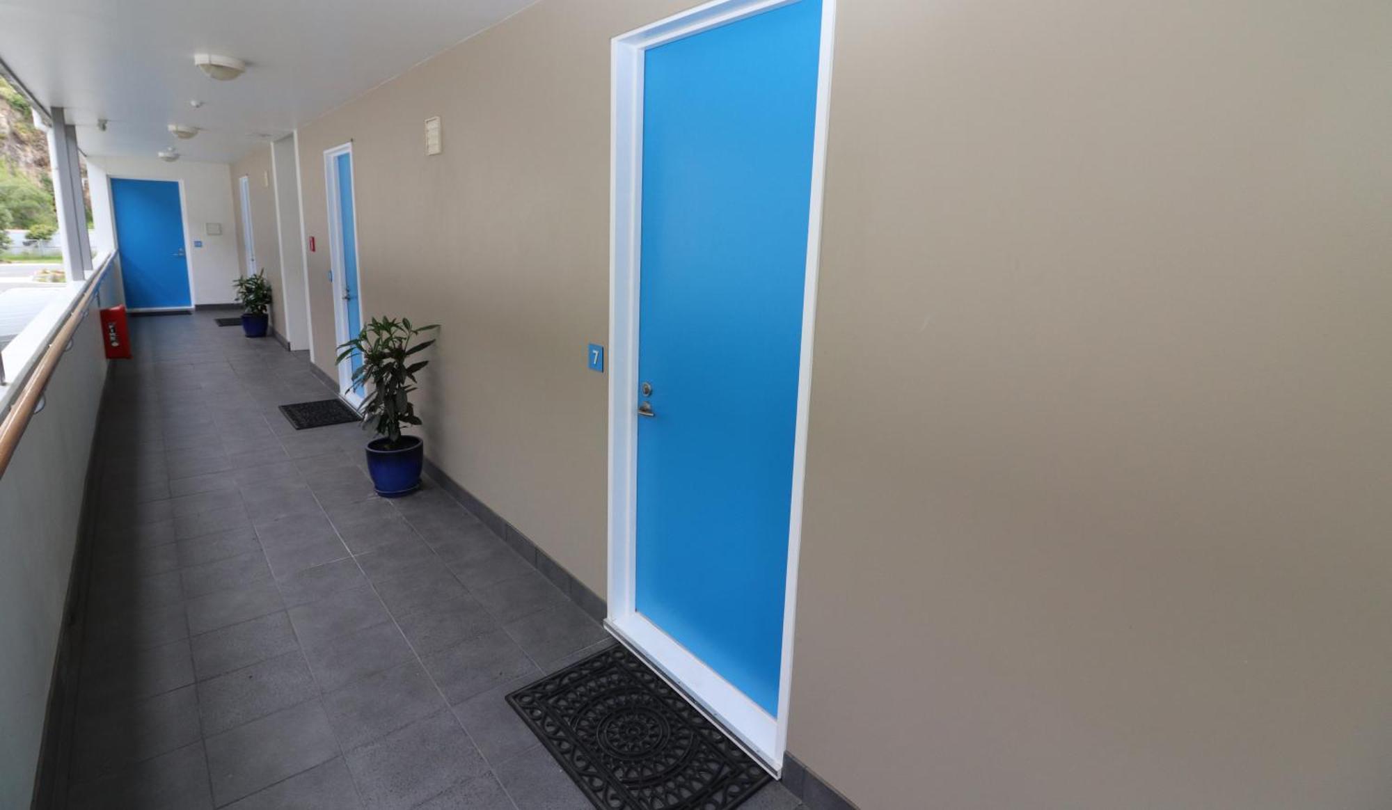 Apartamento - Pisos Separados