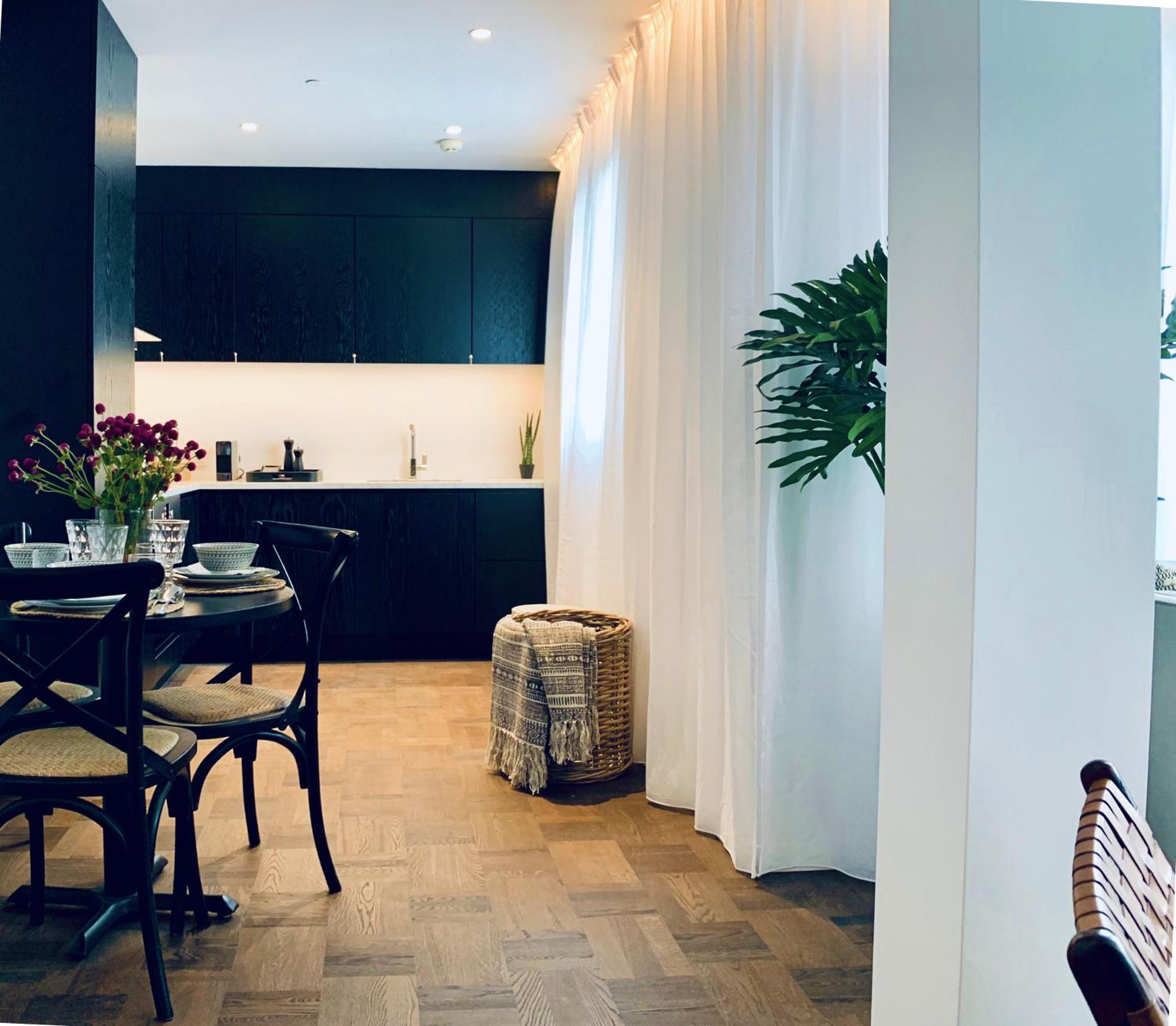 One-Bedroom Apartment