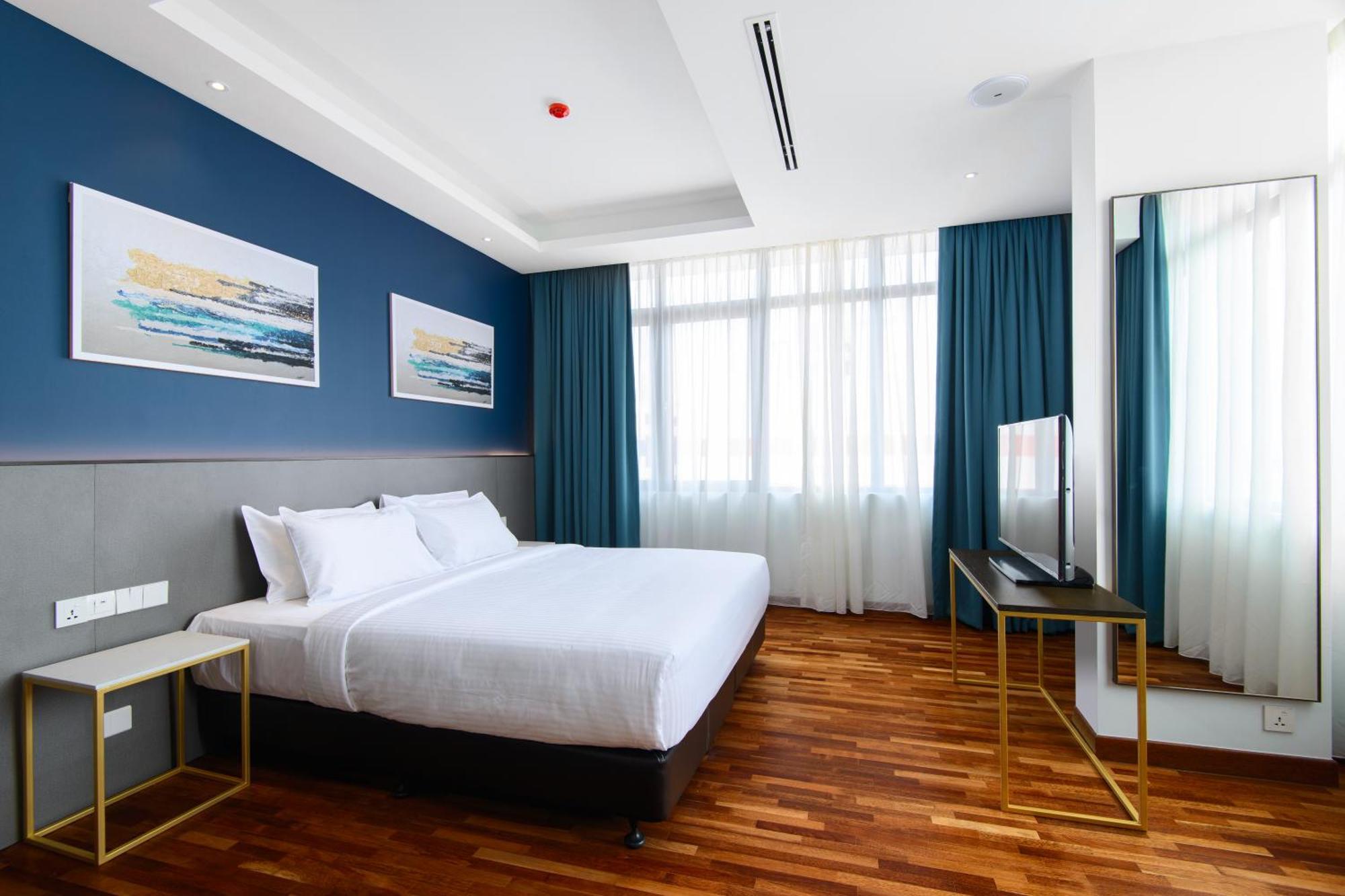 Deluxe Double or Twin Room