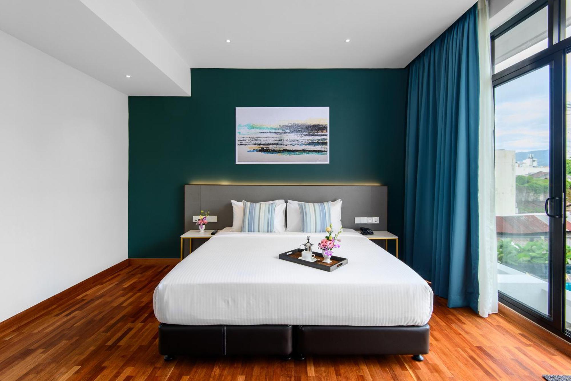 Premium Deluxe Double or Twin Room