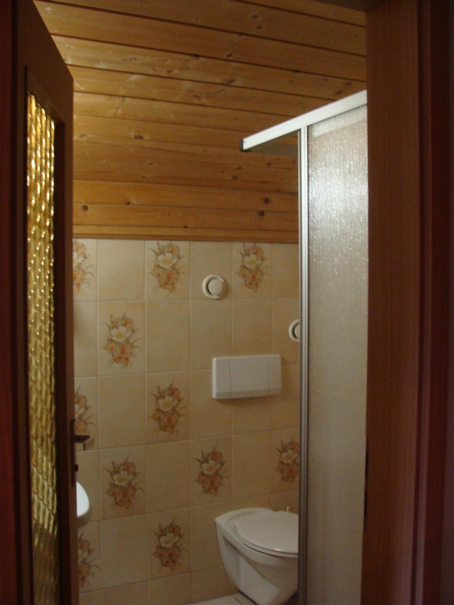Small Single Room