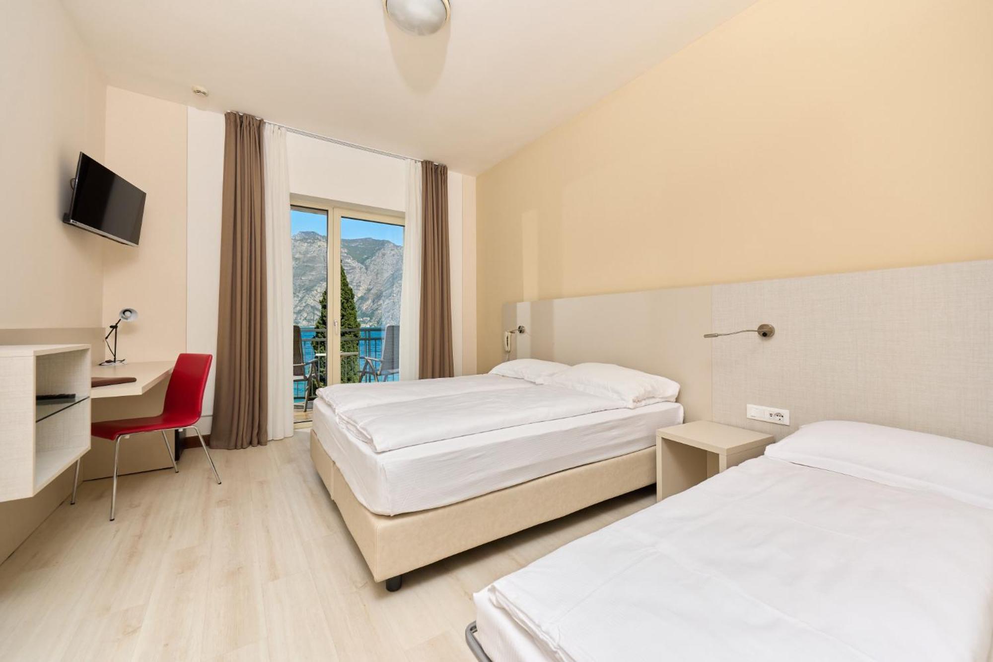 Dreibettzimmer mit Seeblick