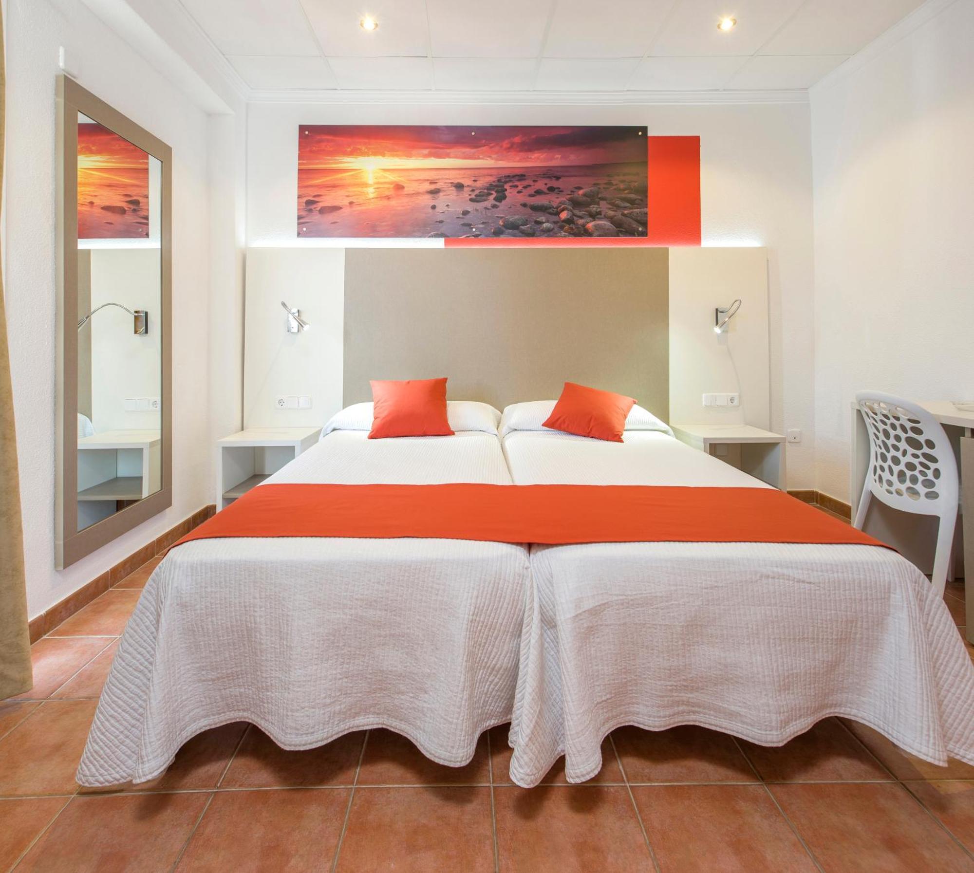 Twin Room Terrace