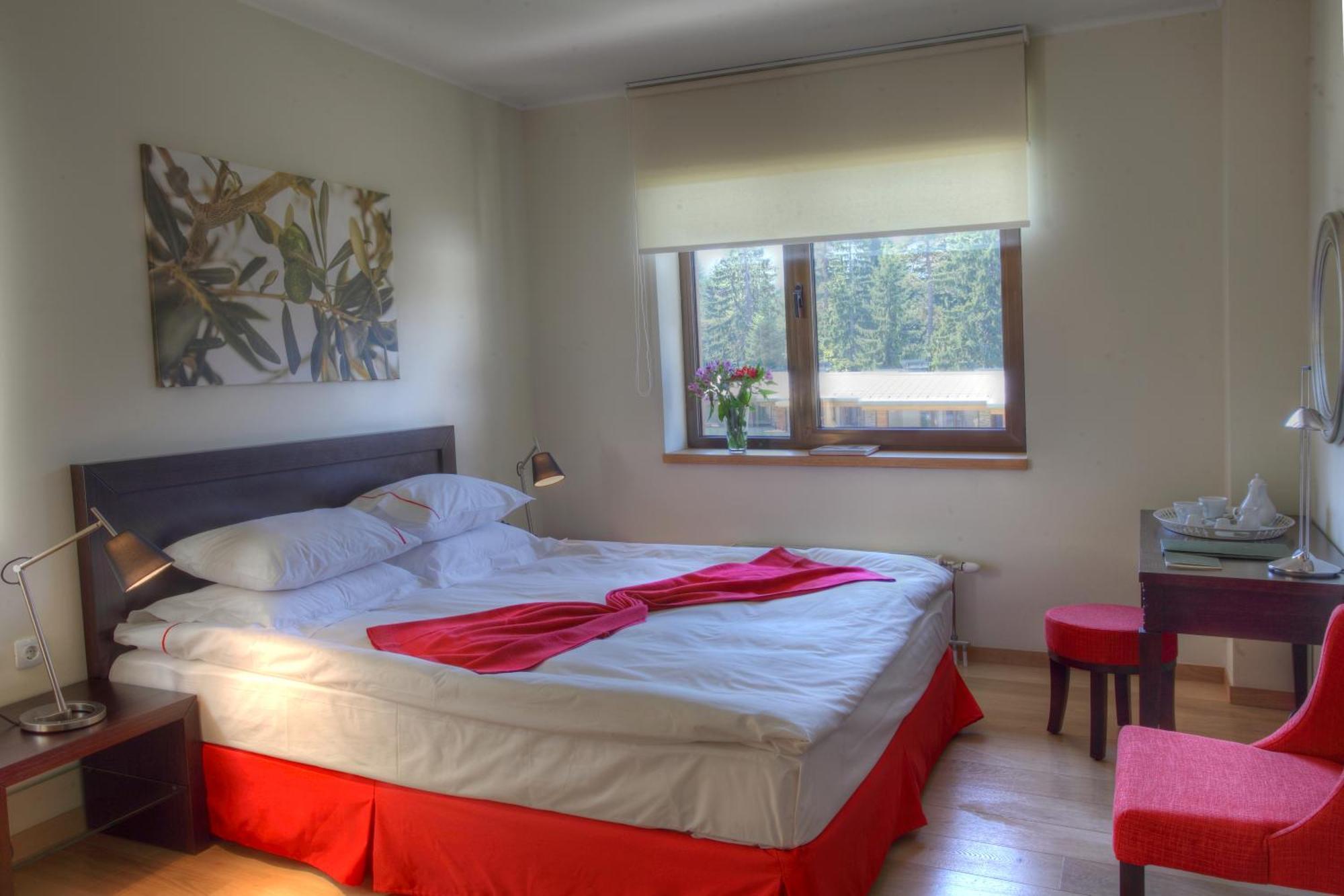 One-Bedroom Suite