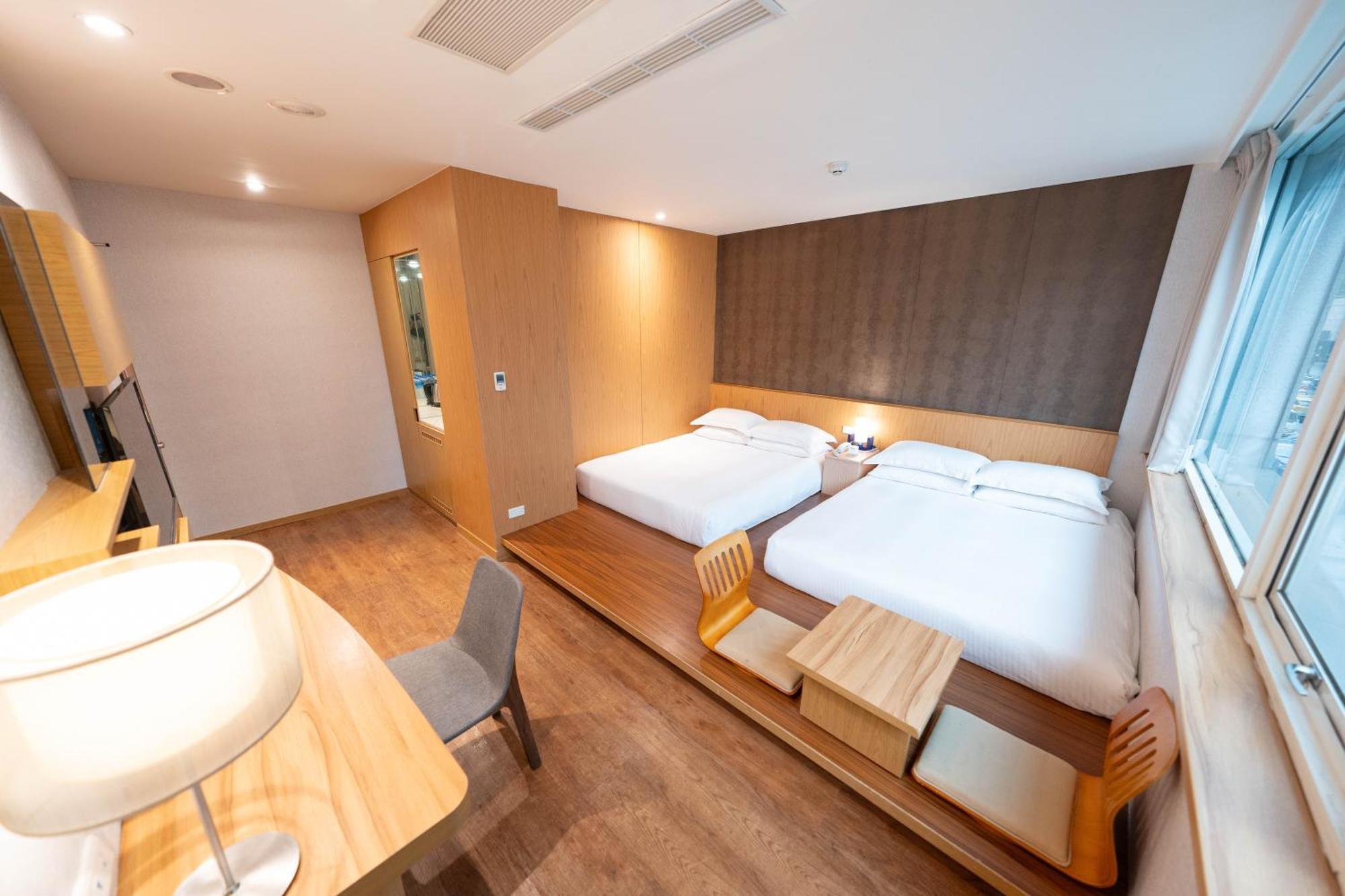 Family Quadruple Room - Bed Type Not Guaranteed