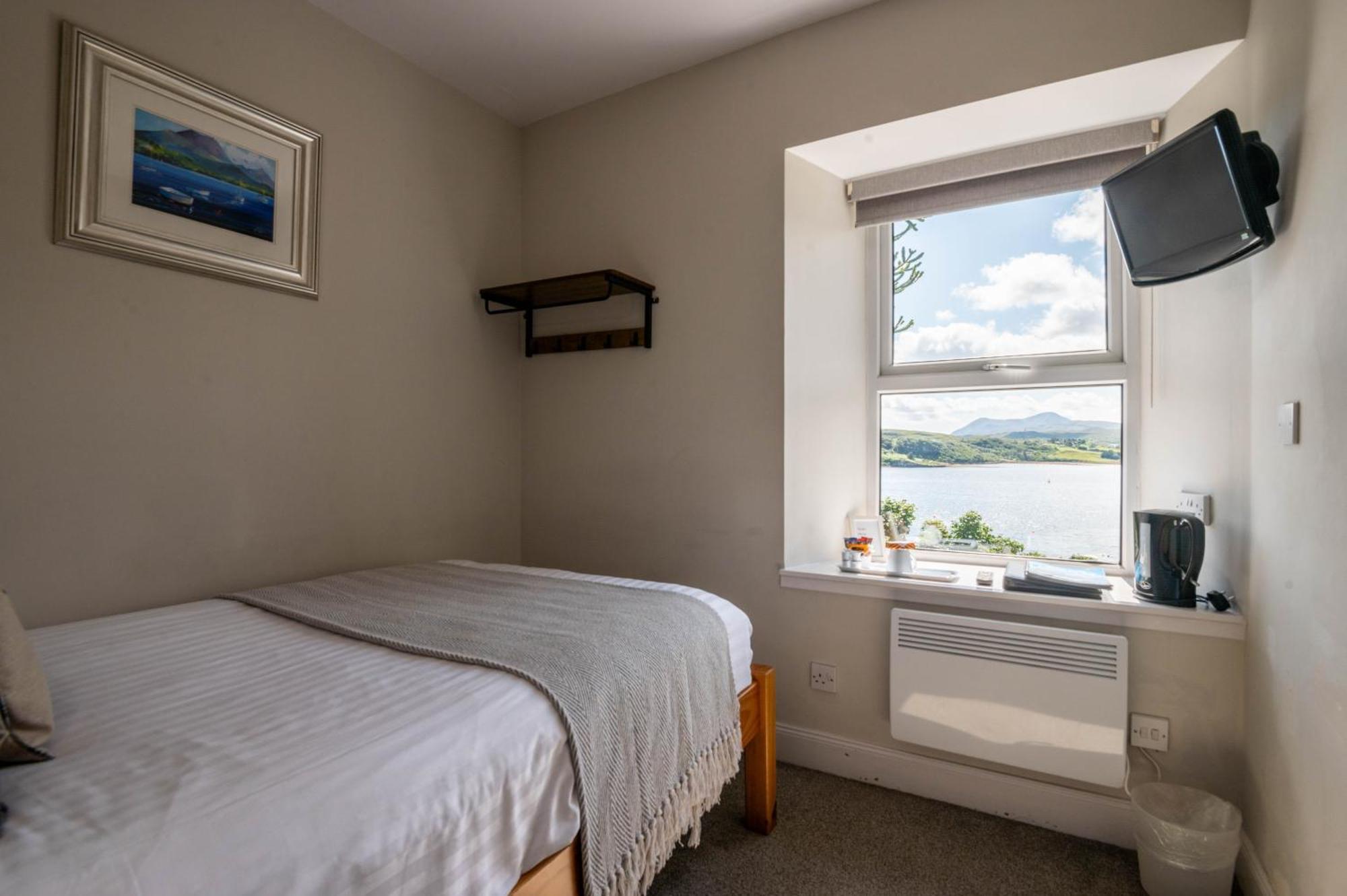Standard Single Room Sea View