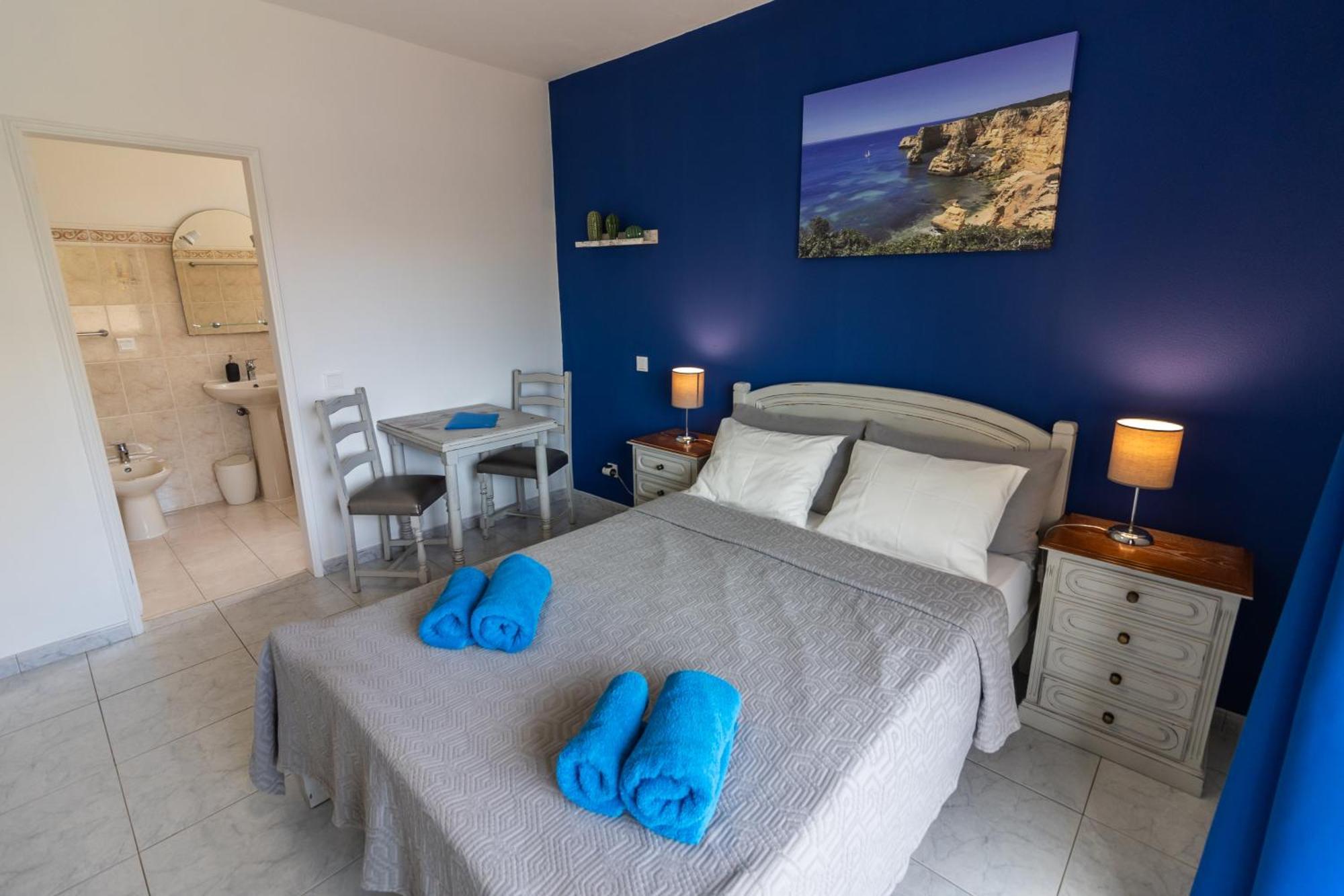 Double Room,1583761861:JPEG