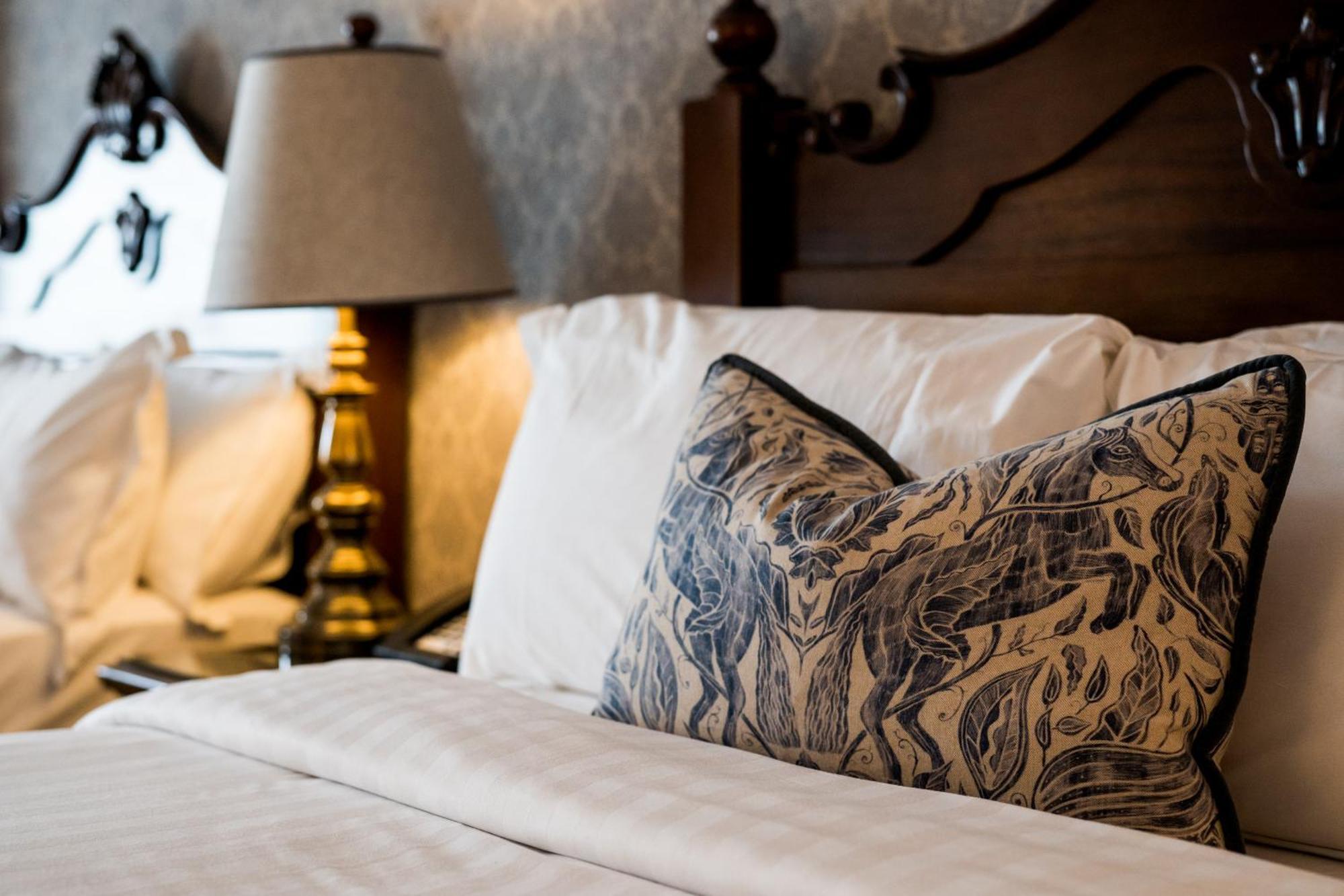 Executive Twin Suite