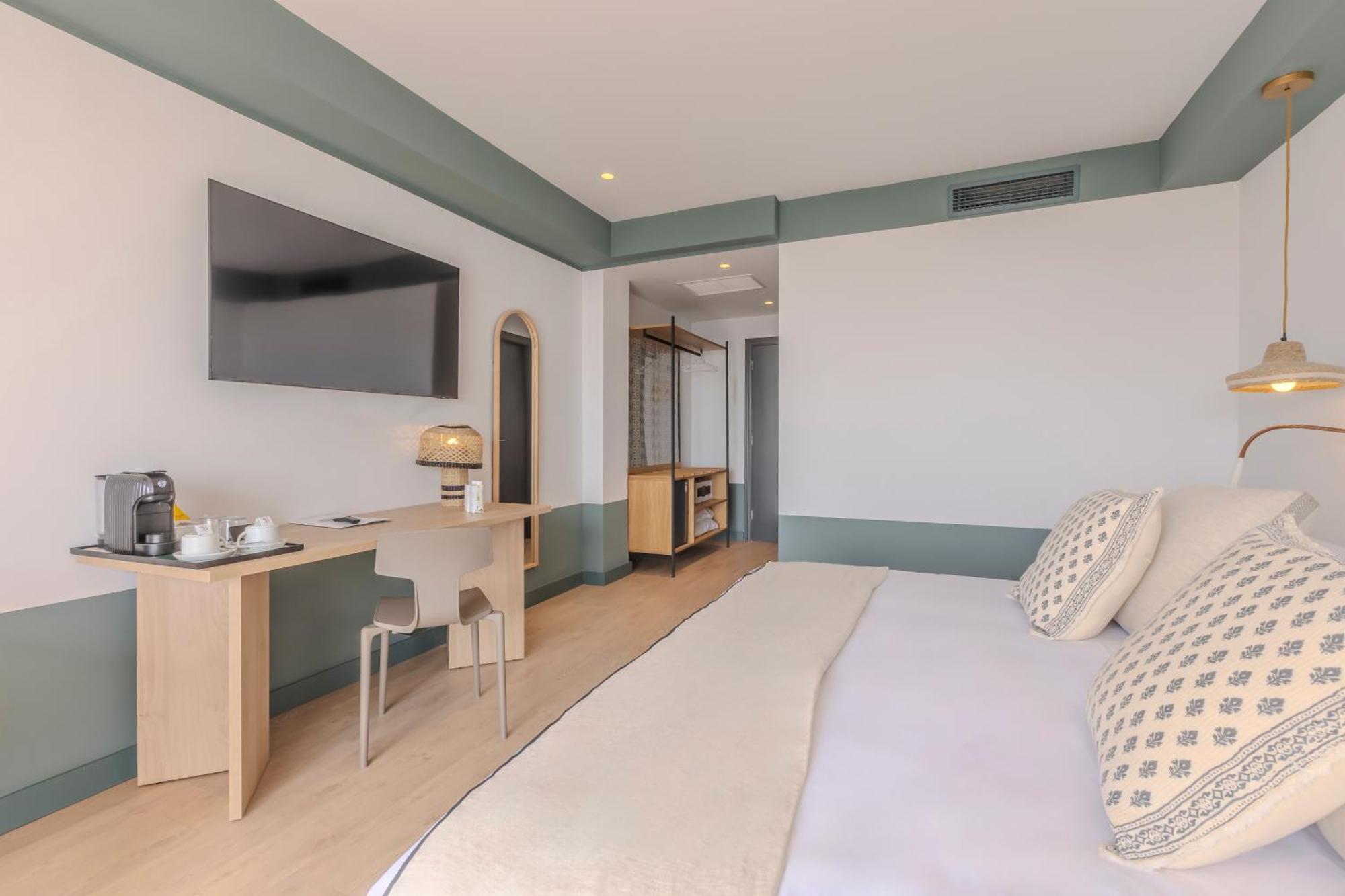Dreibettzimmer (2 Erwachsene + 1 Kind)