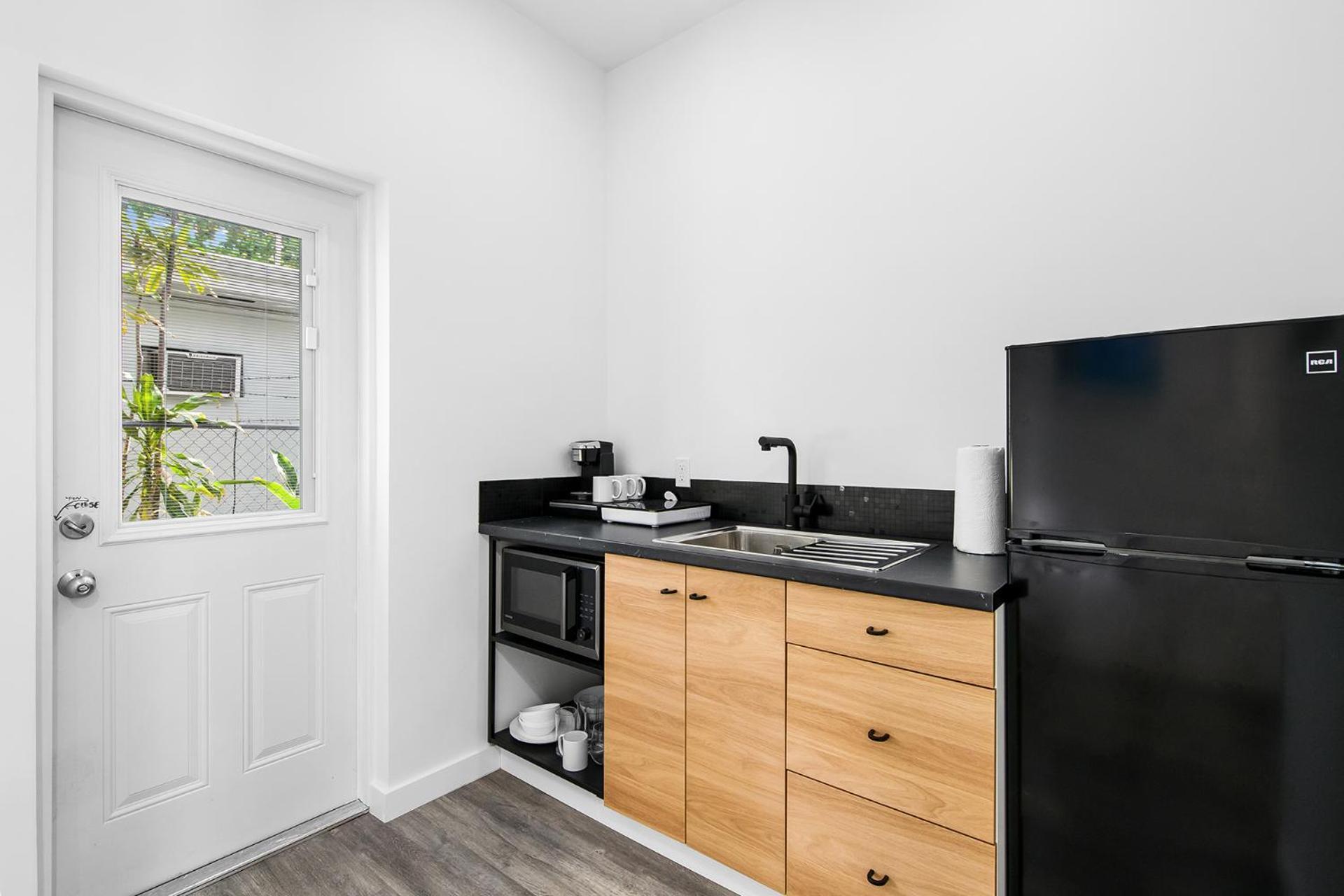 Studio Two Double Beds