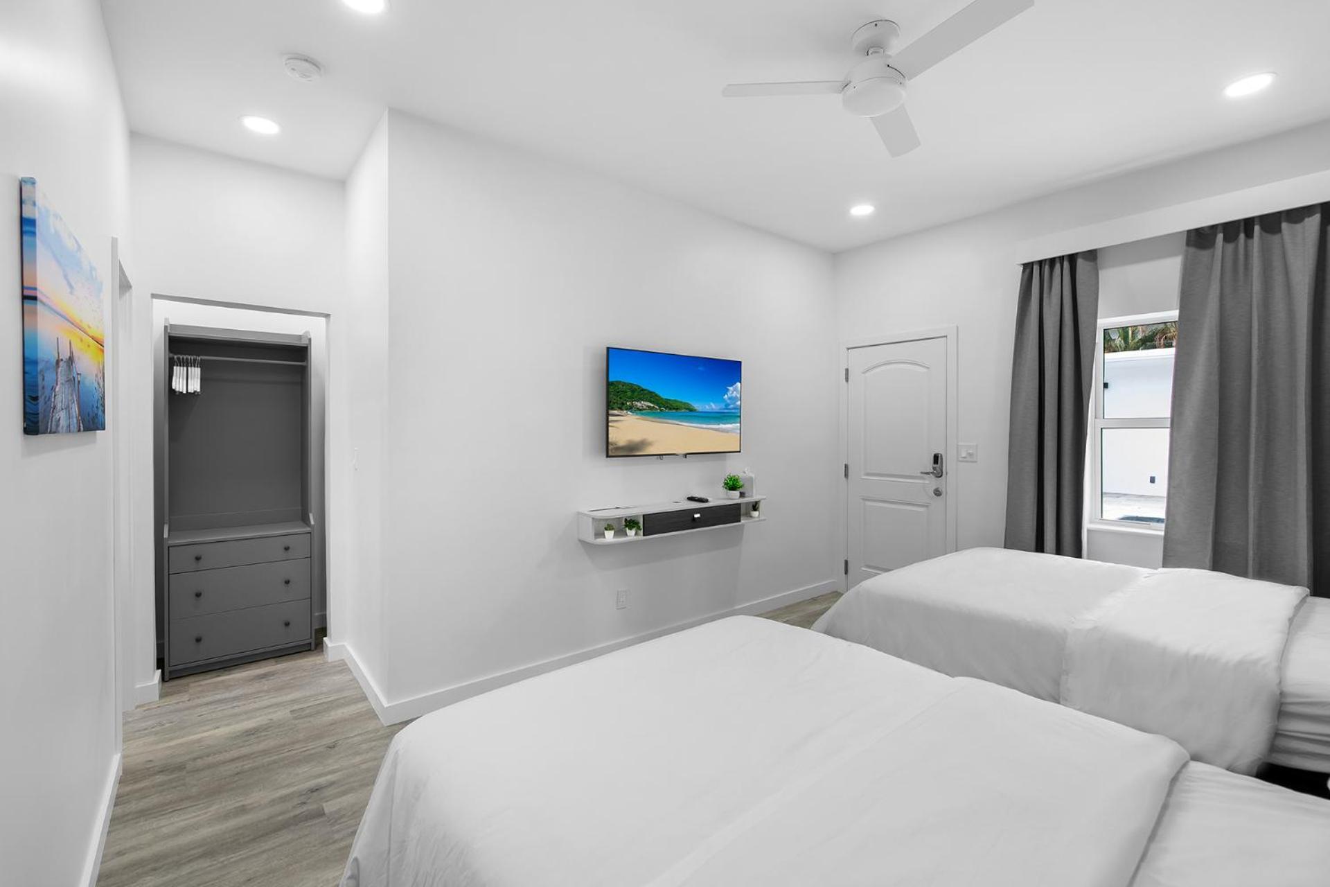 Studio Two Double Beds