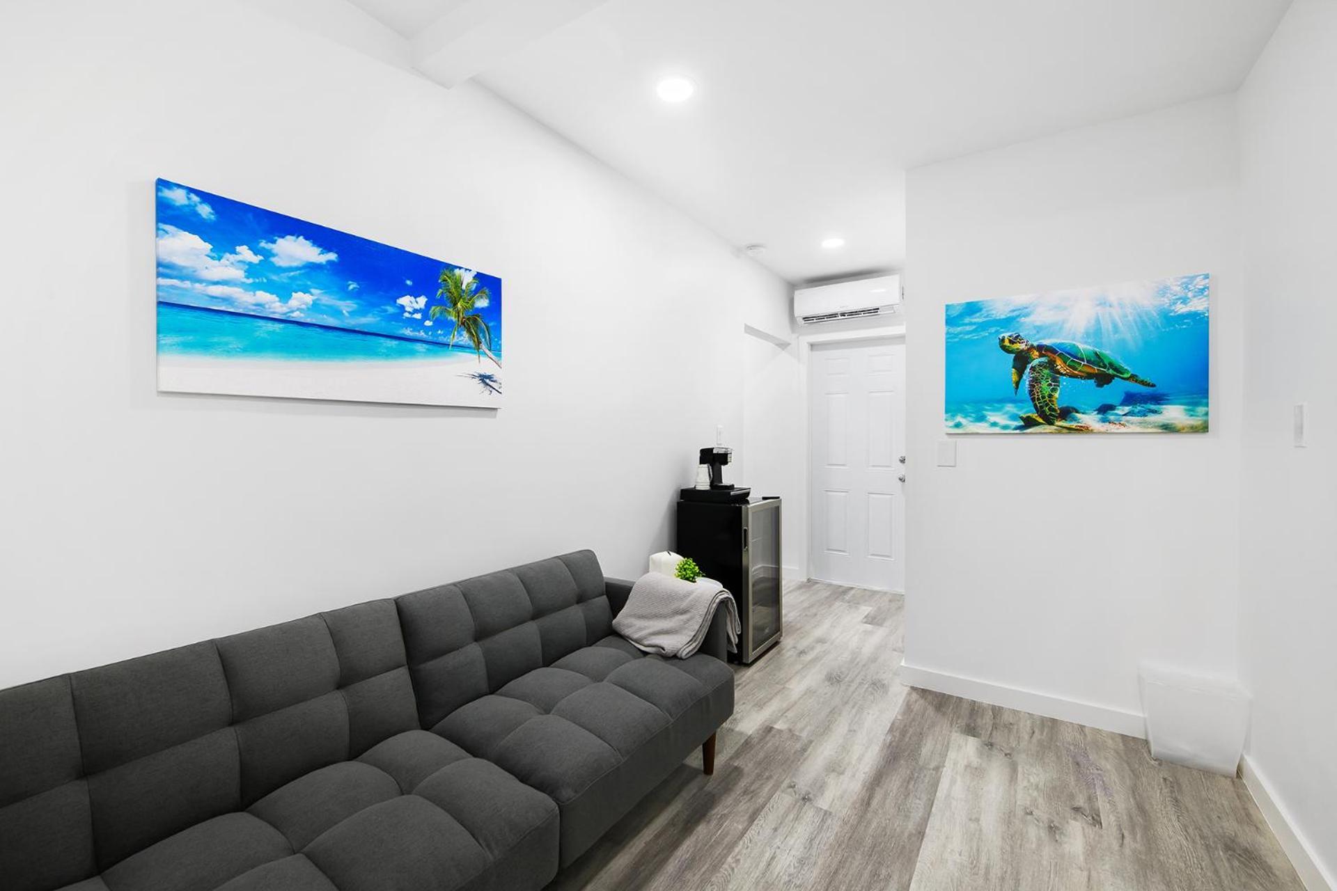 Deluxe King Suite