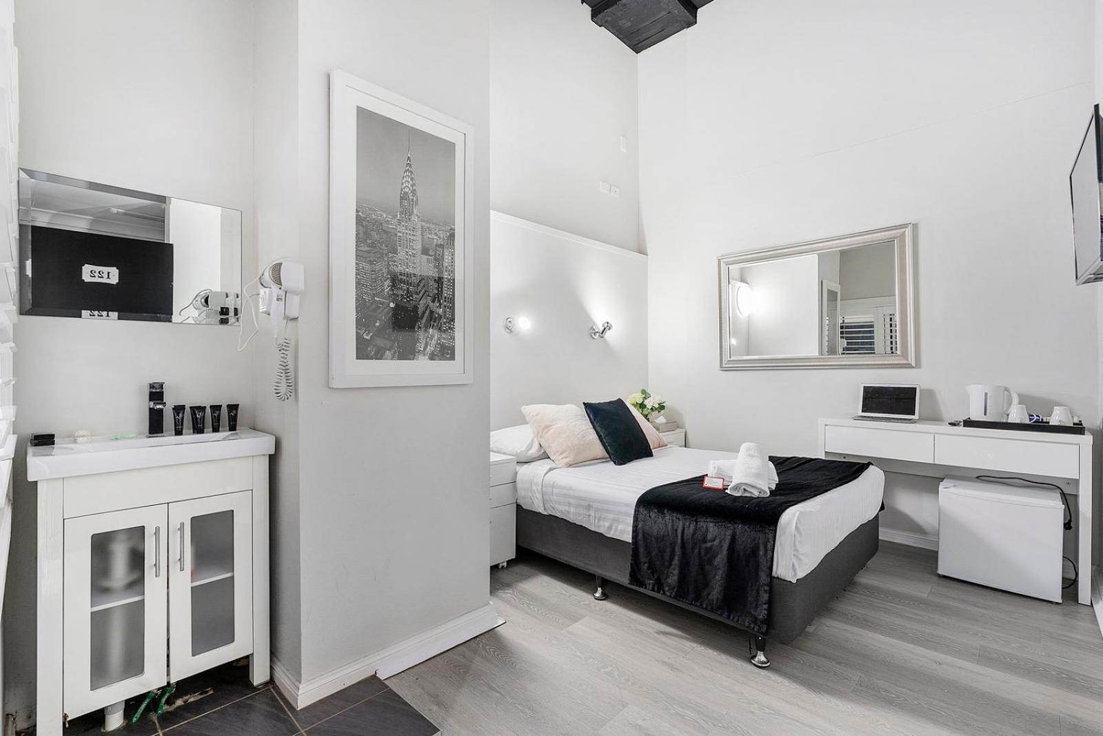 Superior Queen Room