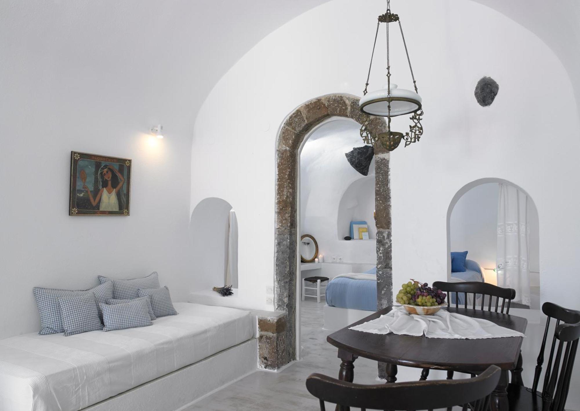 Superior Cave House Suite Caldera View
