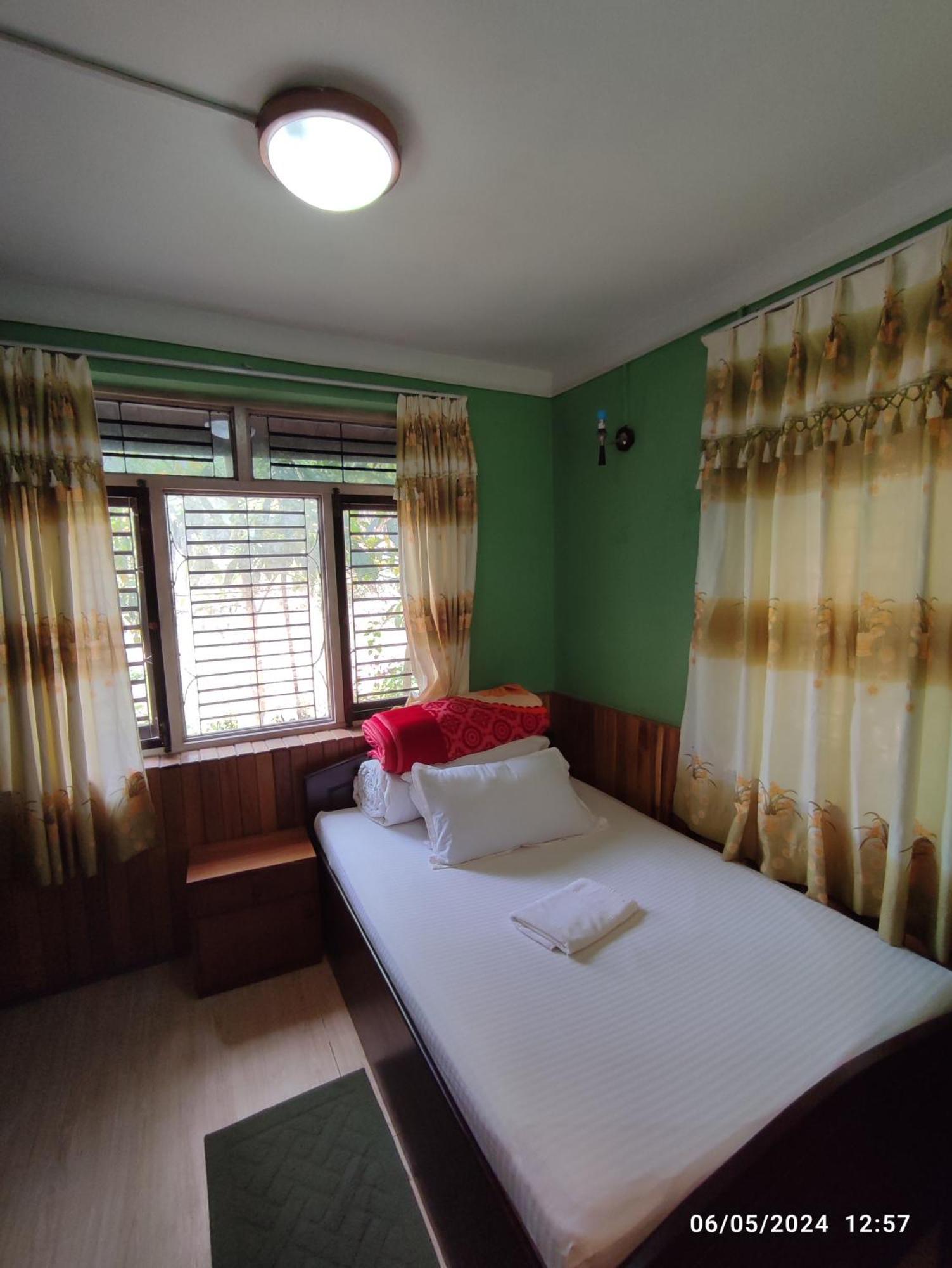 Single Room Bathroom