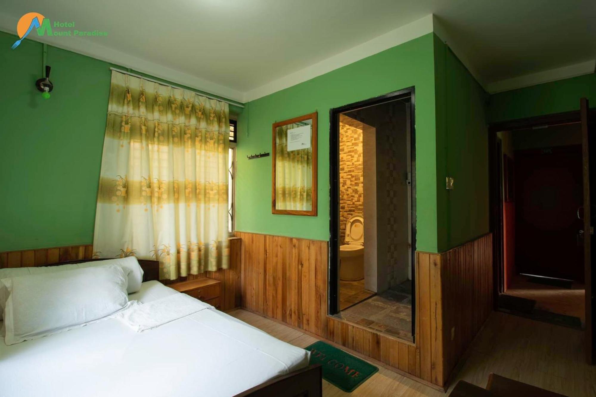 Single Room Bathroom