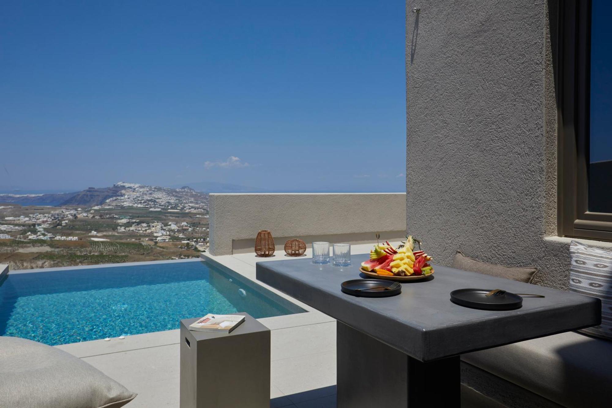 ZENITH Executive Suite Private Pool