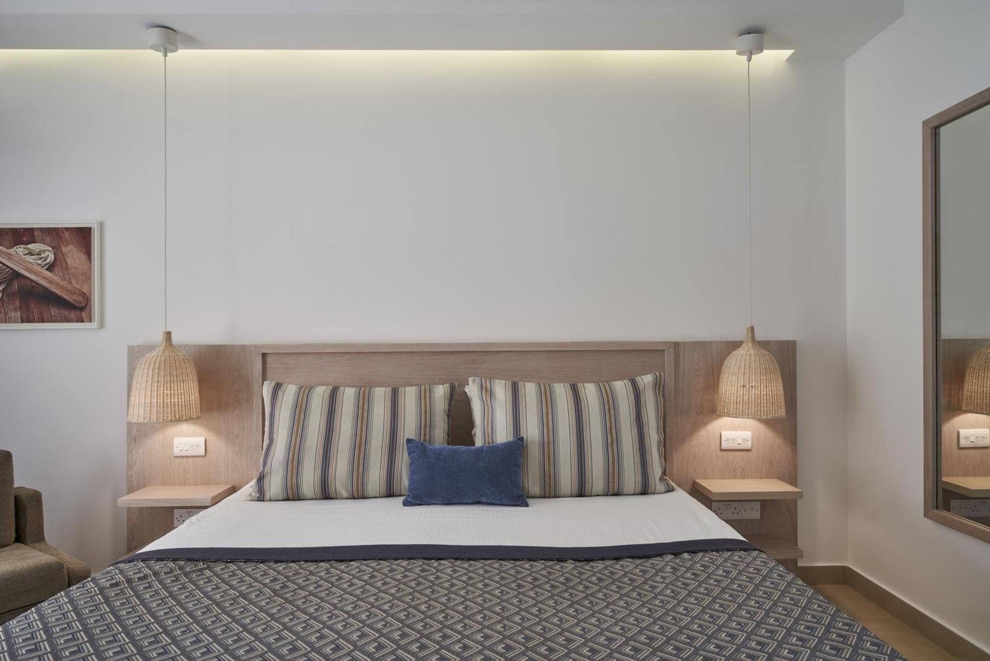 Twin or Double Room Inland View