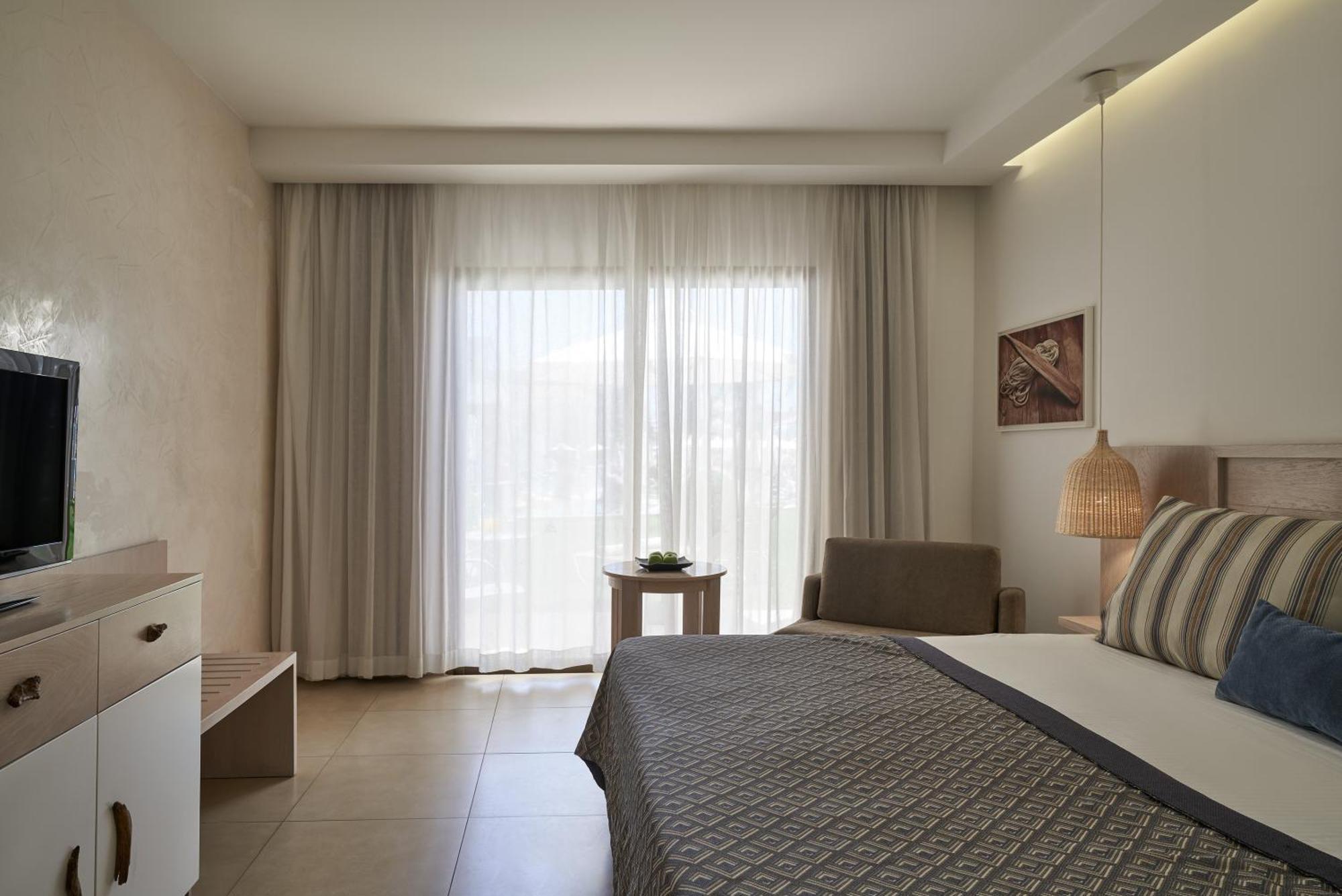Twin or Double Room Inland View
