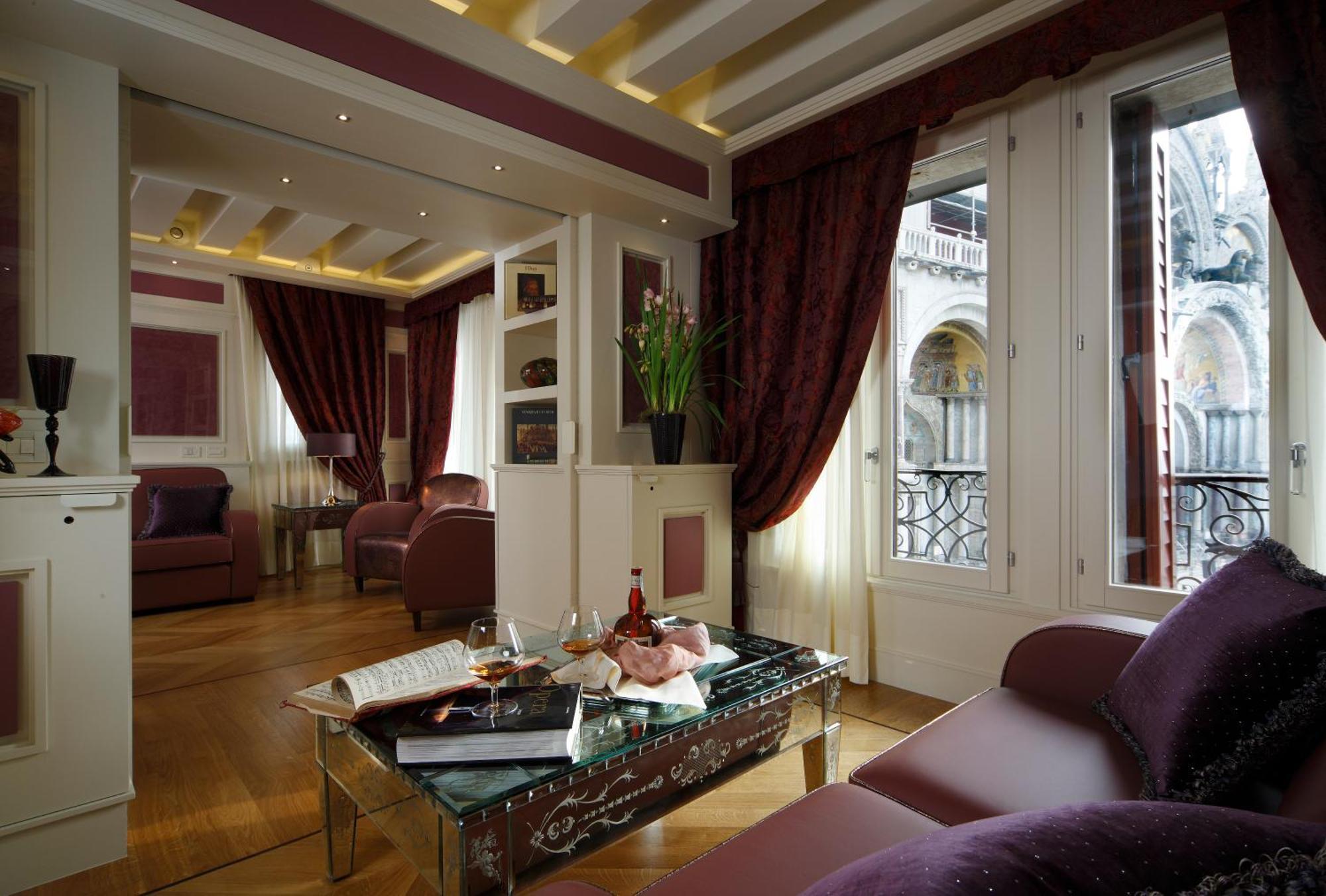 Two-Bedroom Suite San Marco Square View