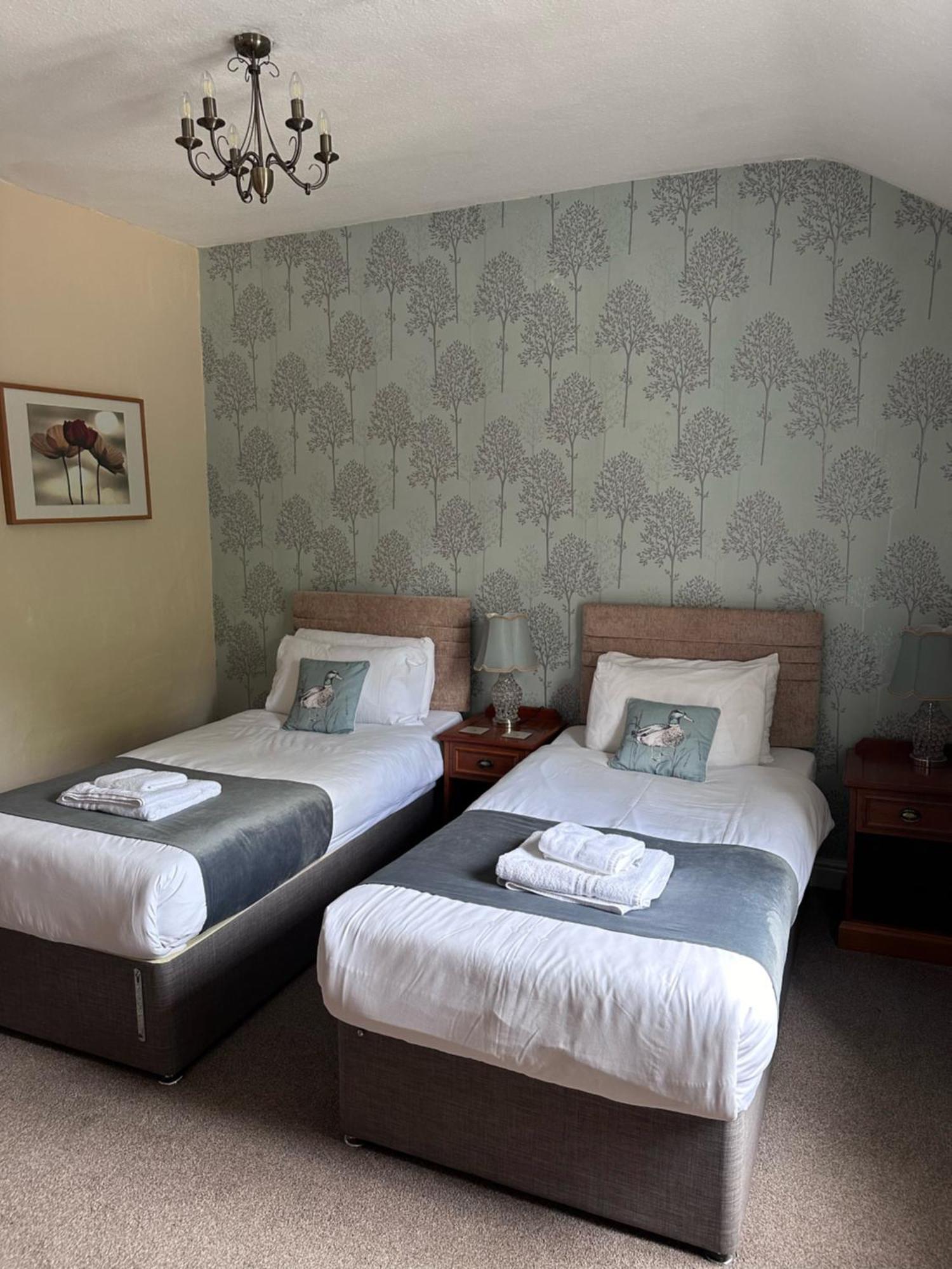 Main Lodge - Twin Room,1585461383:JPEG
