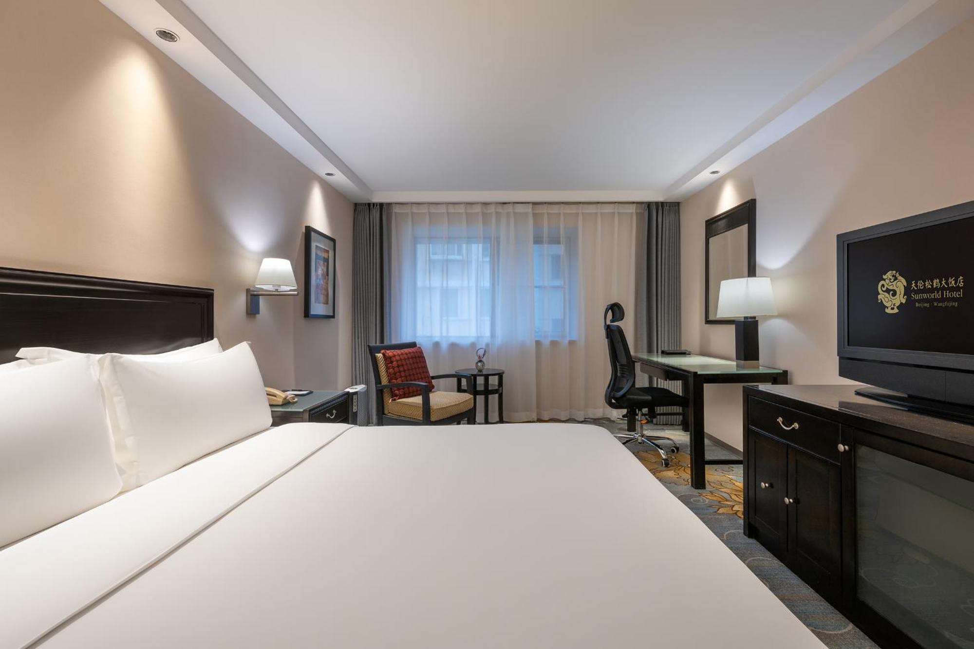 Annex Double Room soft drinks on the first only