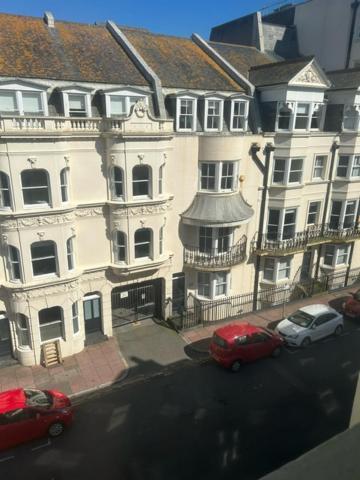 Double Room,1585472187:JPEG