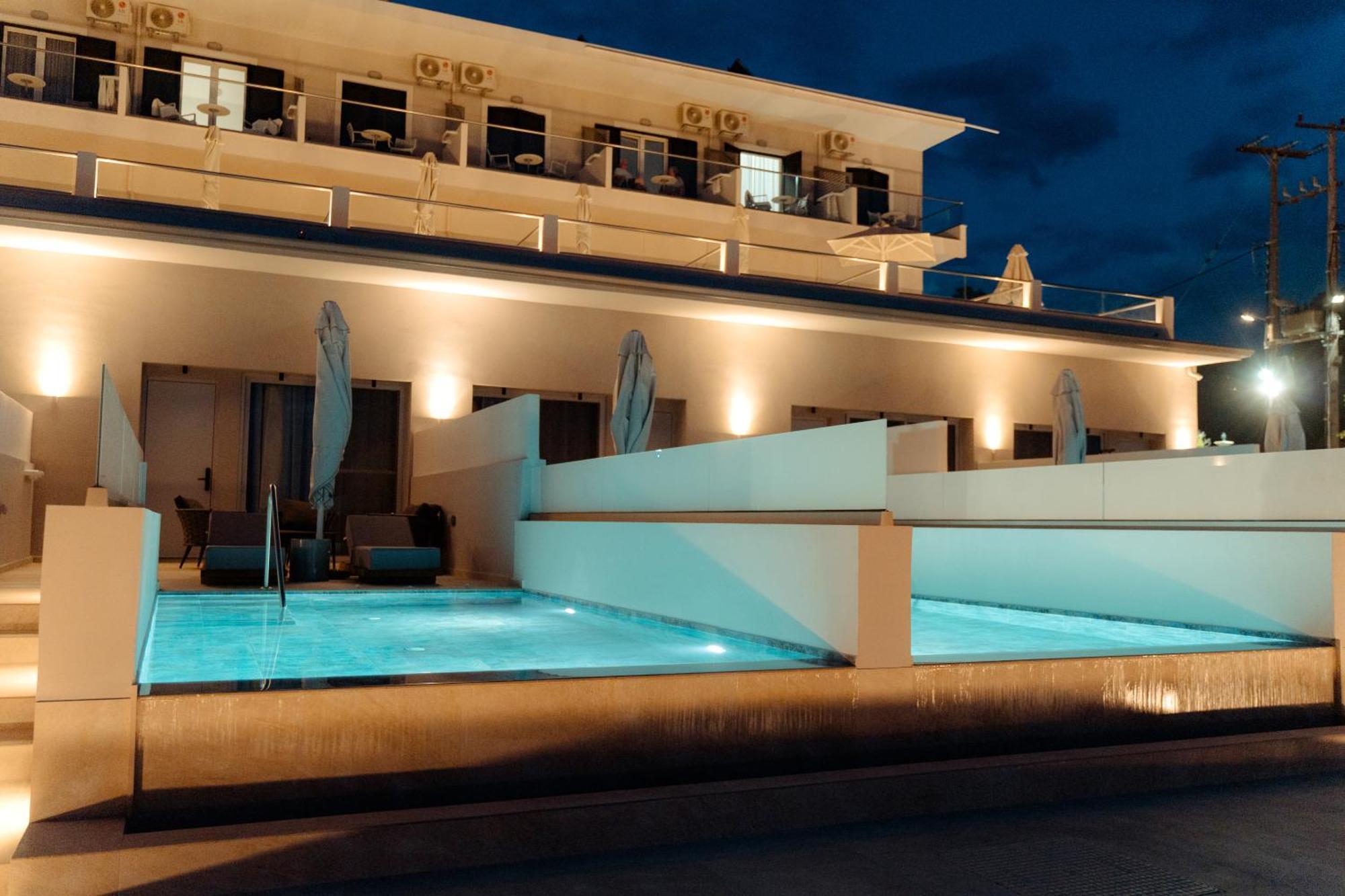 Junior Suite Private Pool