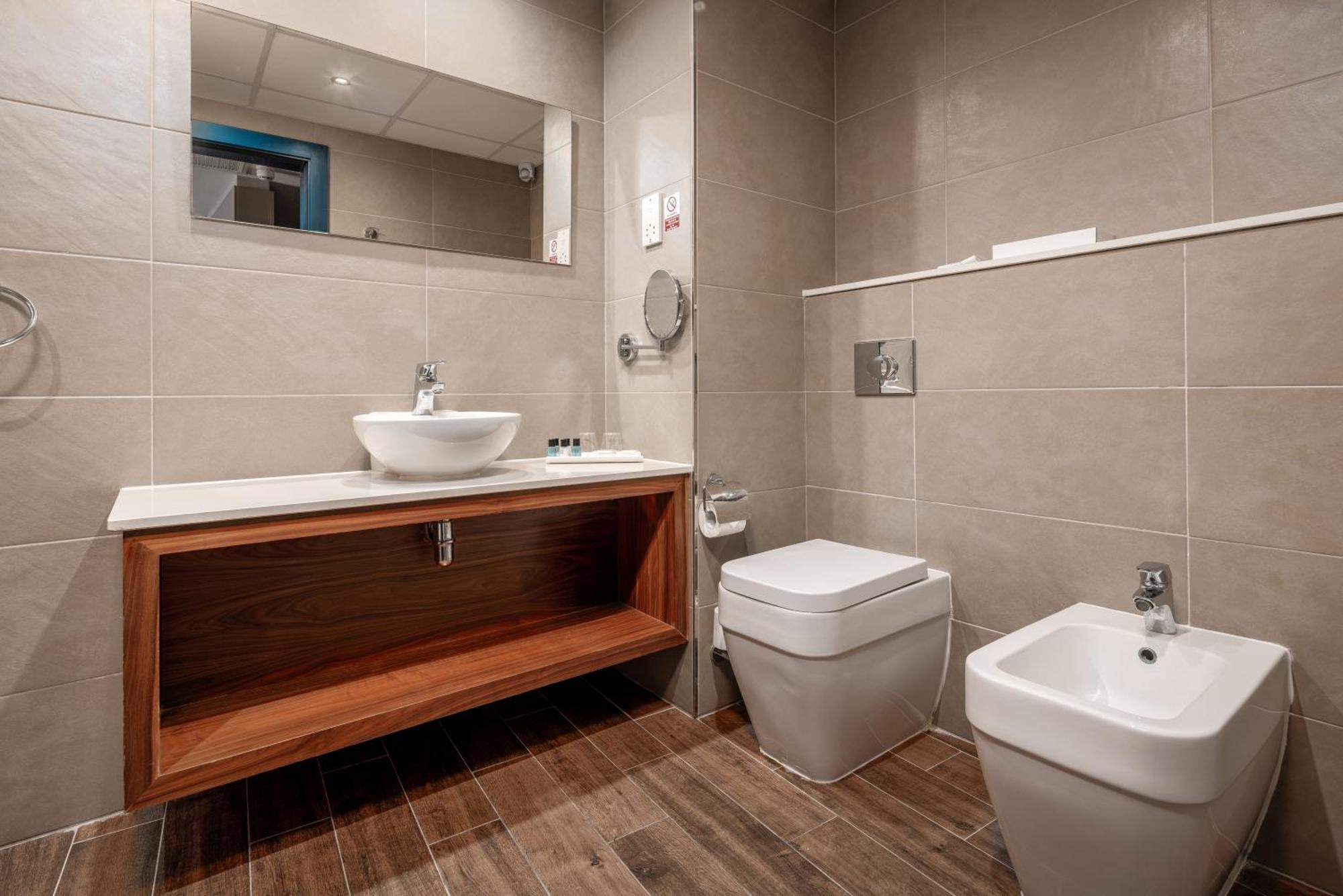 Hébergement Lit King-Size Supérieur – Vue sur Mer