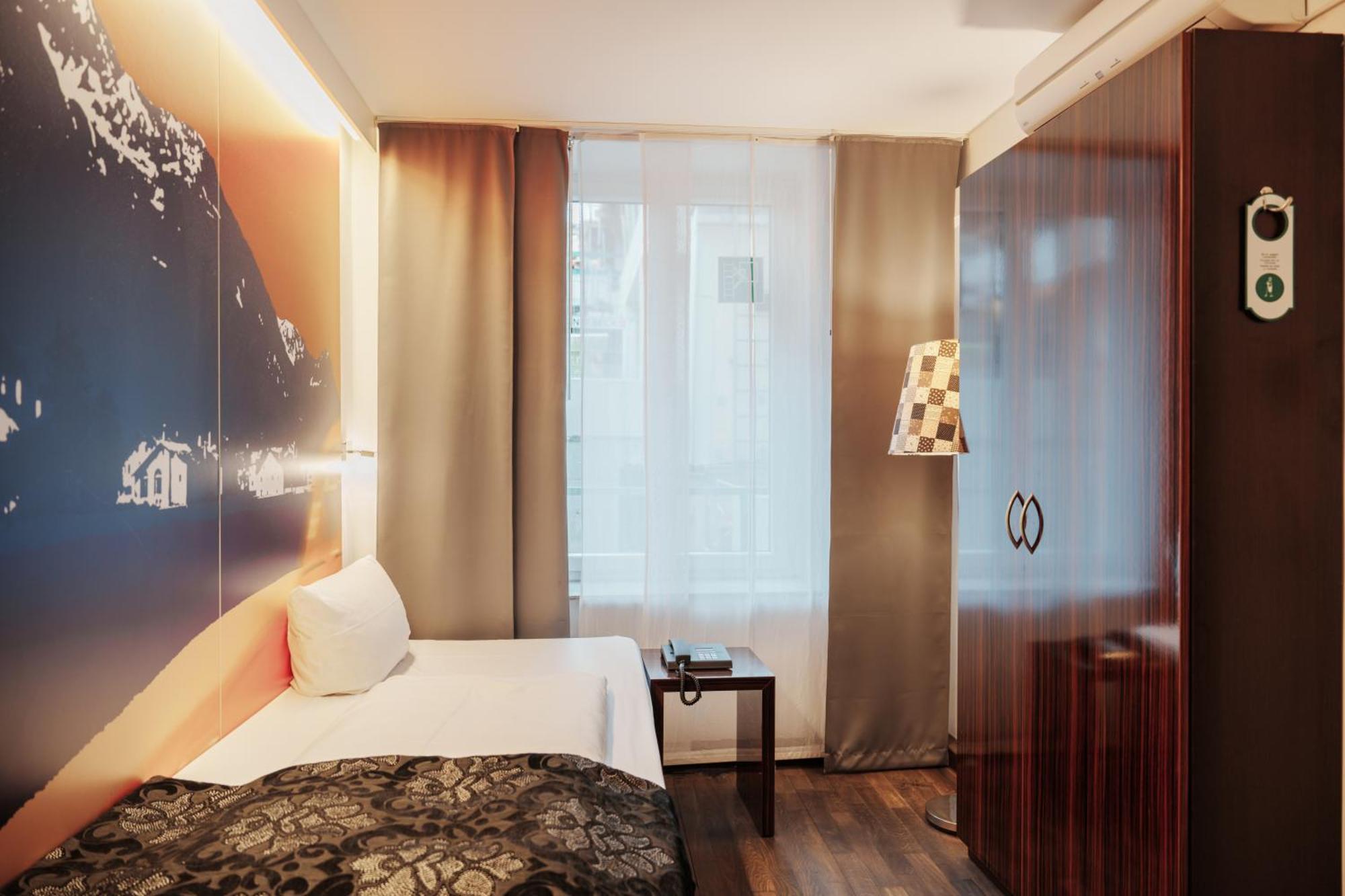 Superior Single Room