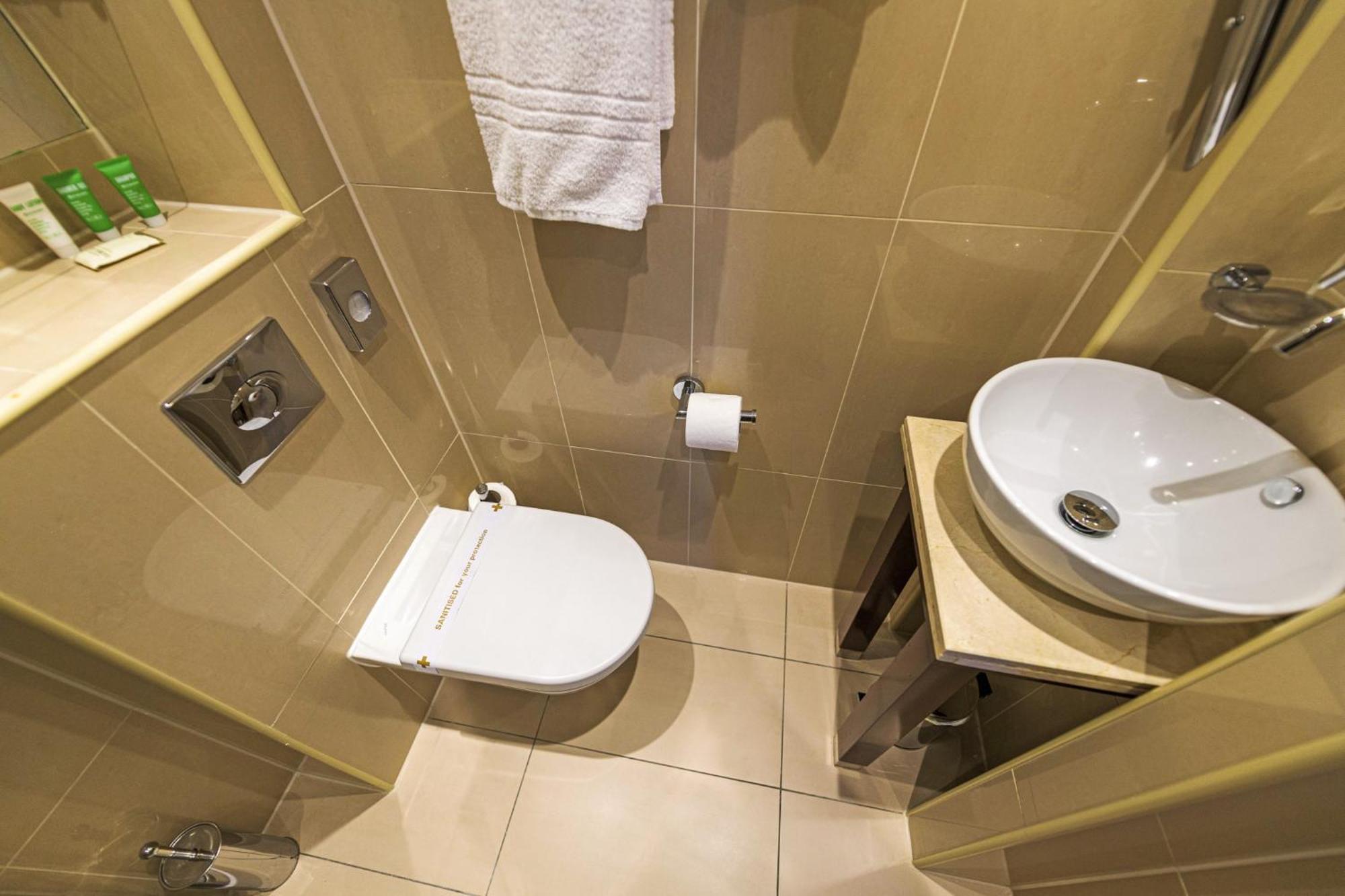 Small Single Room