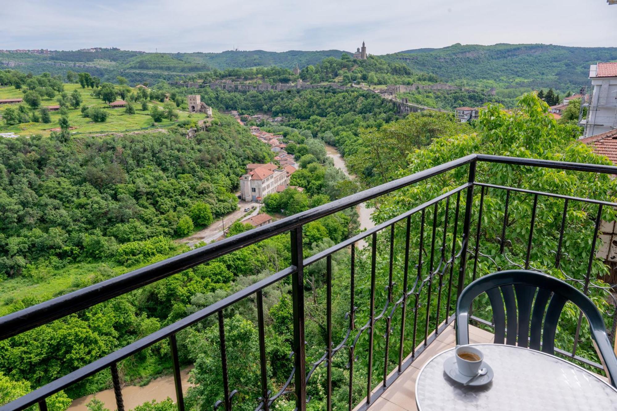 Double or Twin Room Tzarevets Fortress View