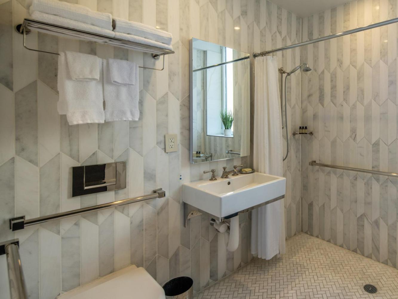 King Room Disability Access DLXA