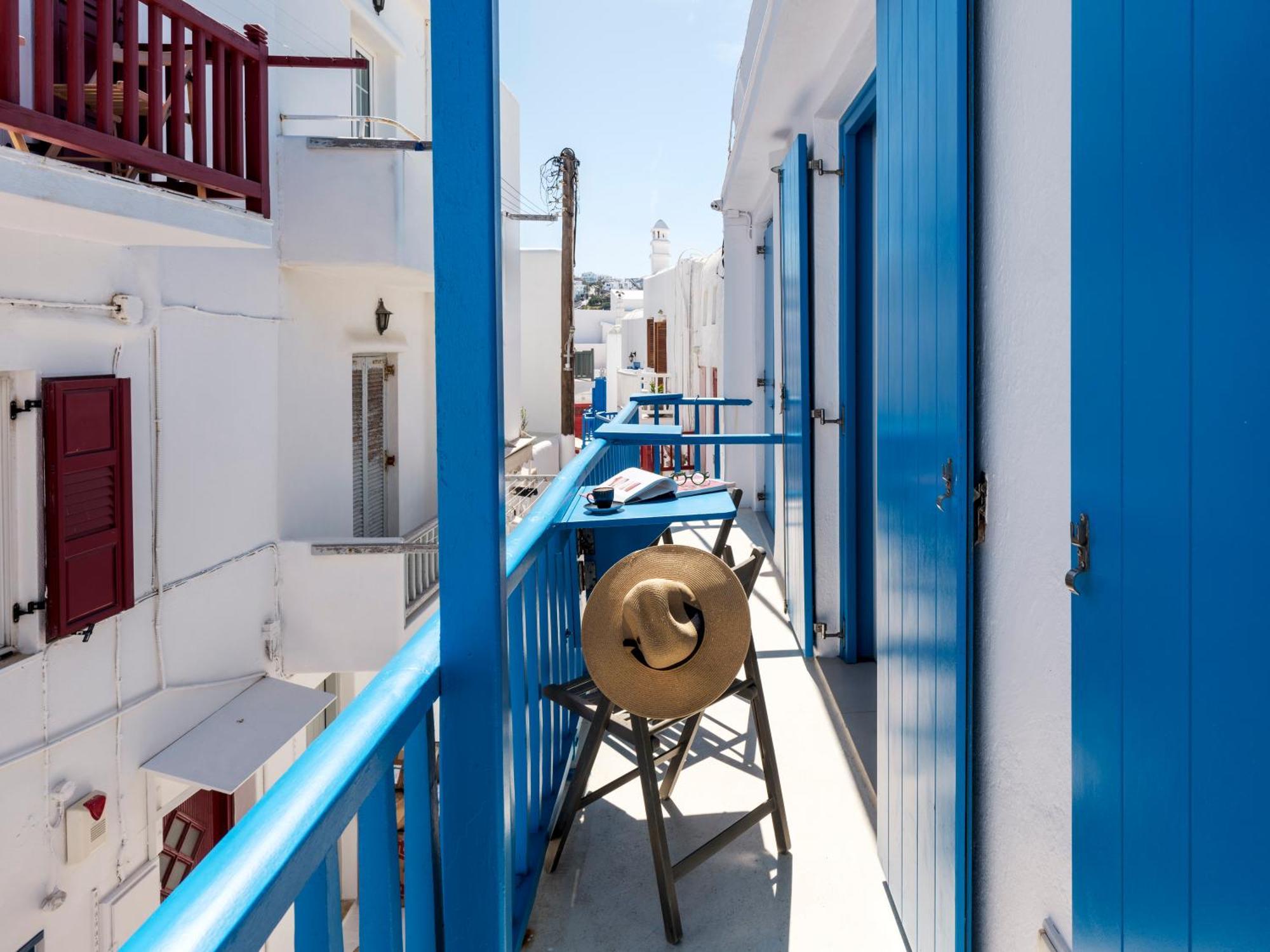 Junior Suite Street View