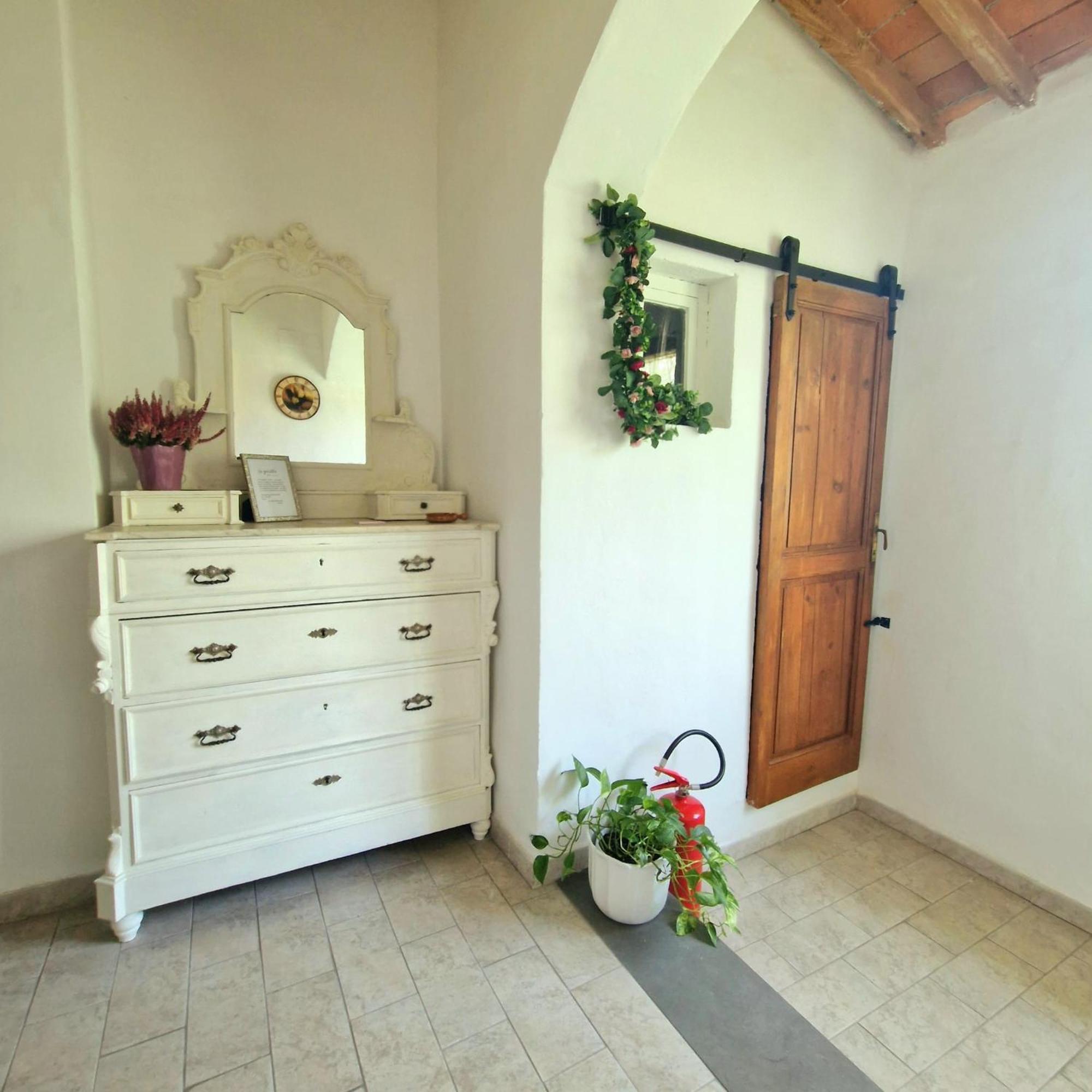 Deluxe Queen Suite