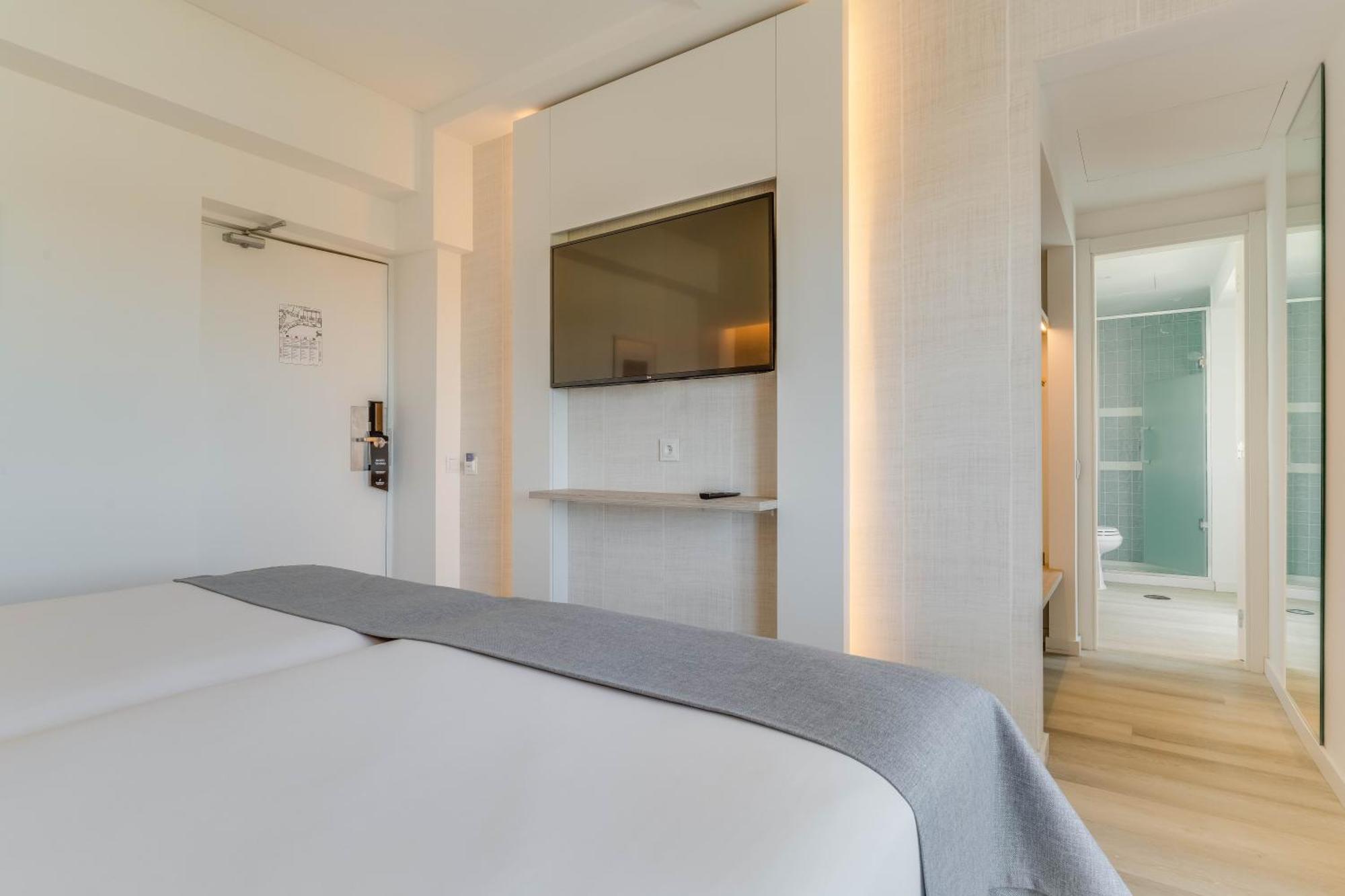 Twin Room Garden View