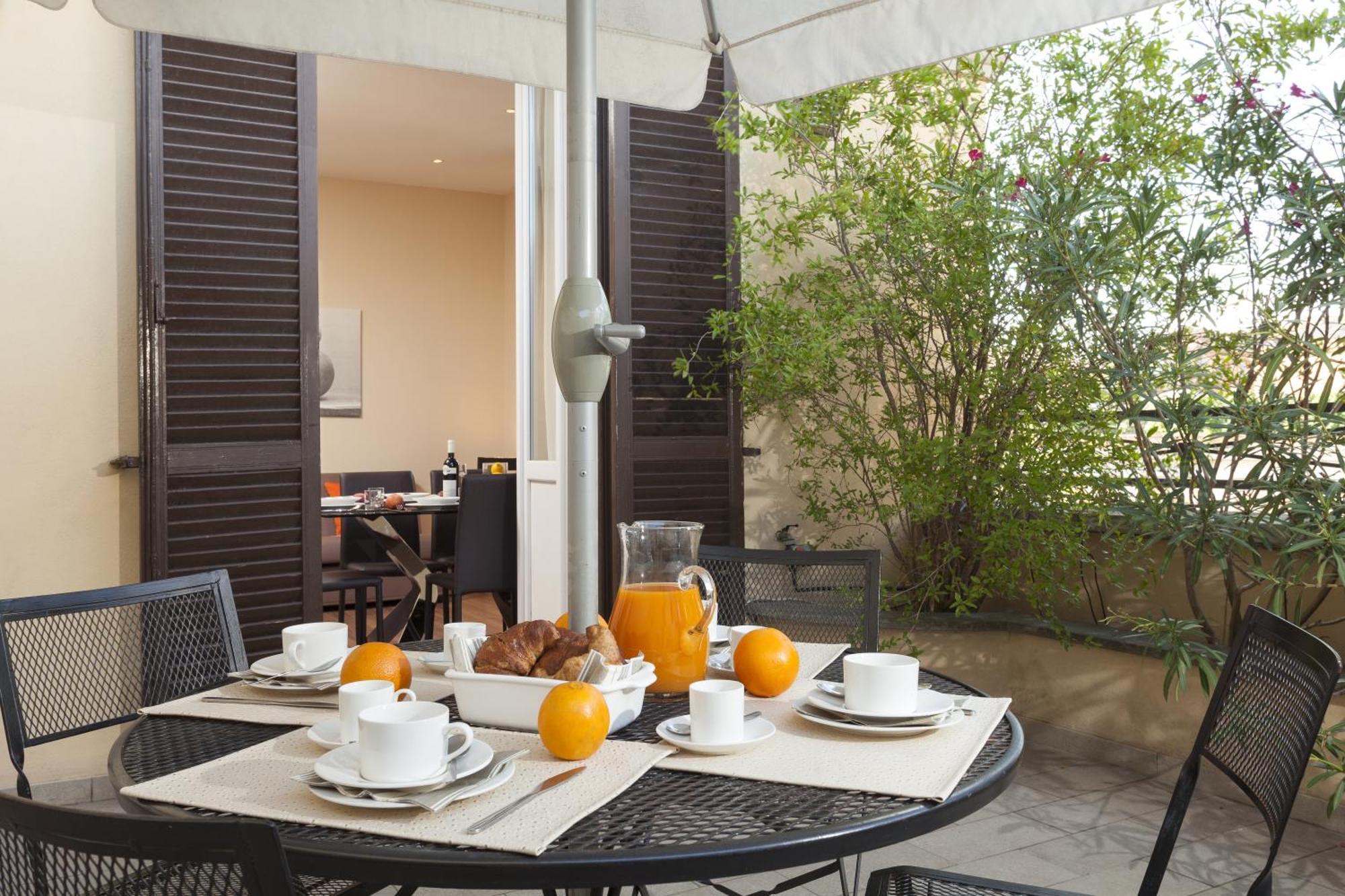 Superior Two-Bedroom Apartment Terrace
