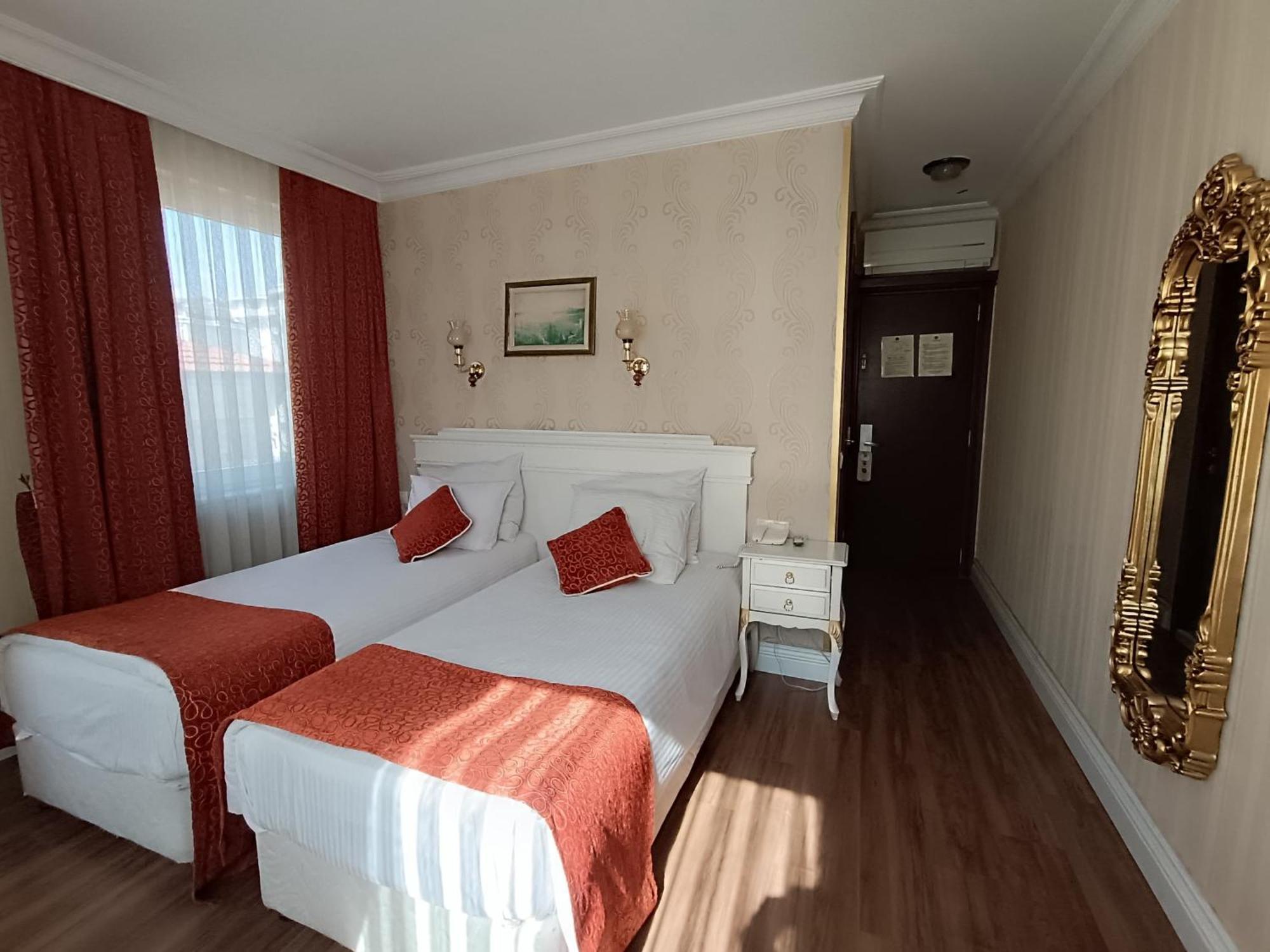 Double or Twin Room Extra Bed