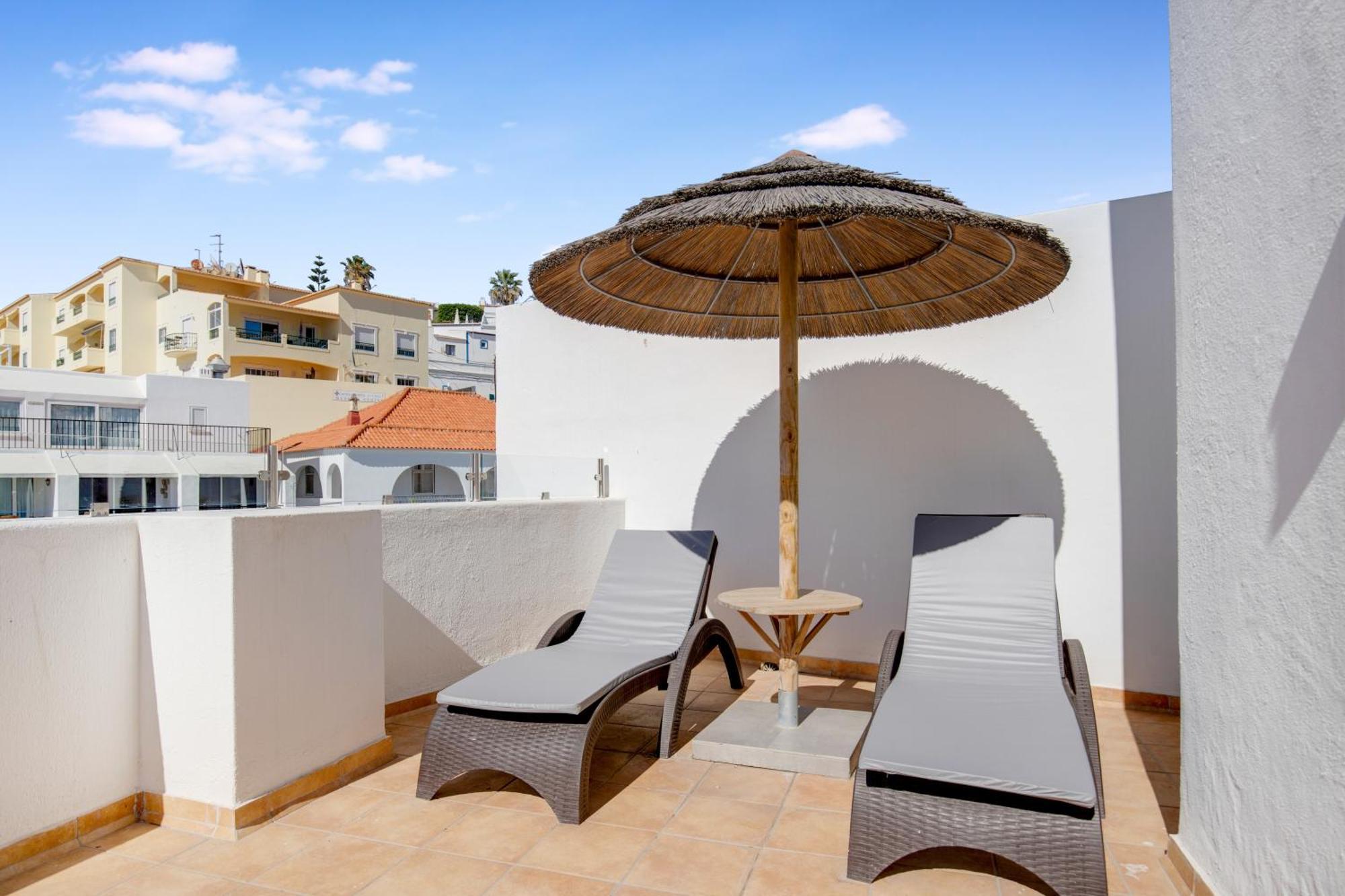 Deluxe Double or Twin Room Sea View