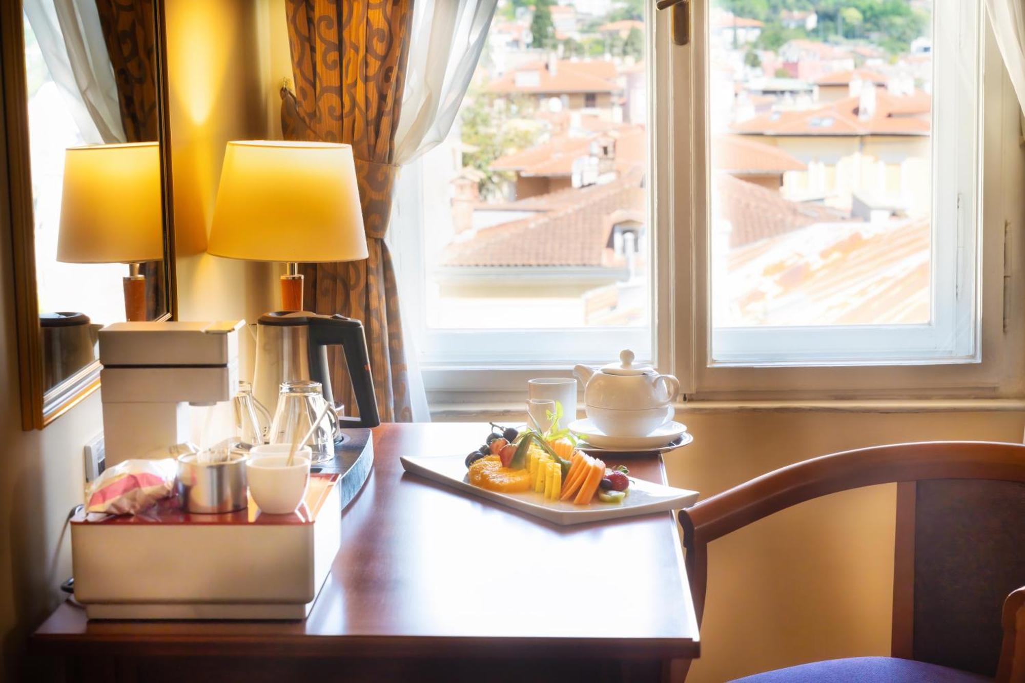 Standard Twin or Double Room Sea Side