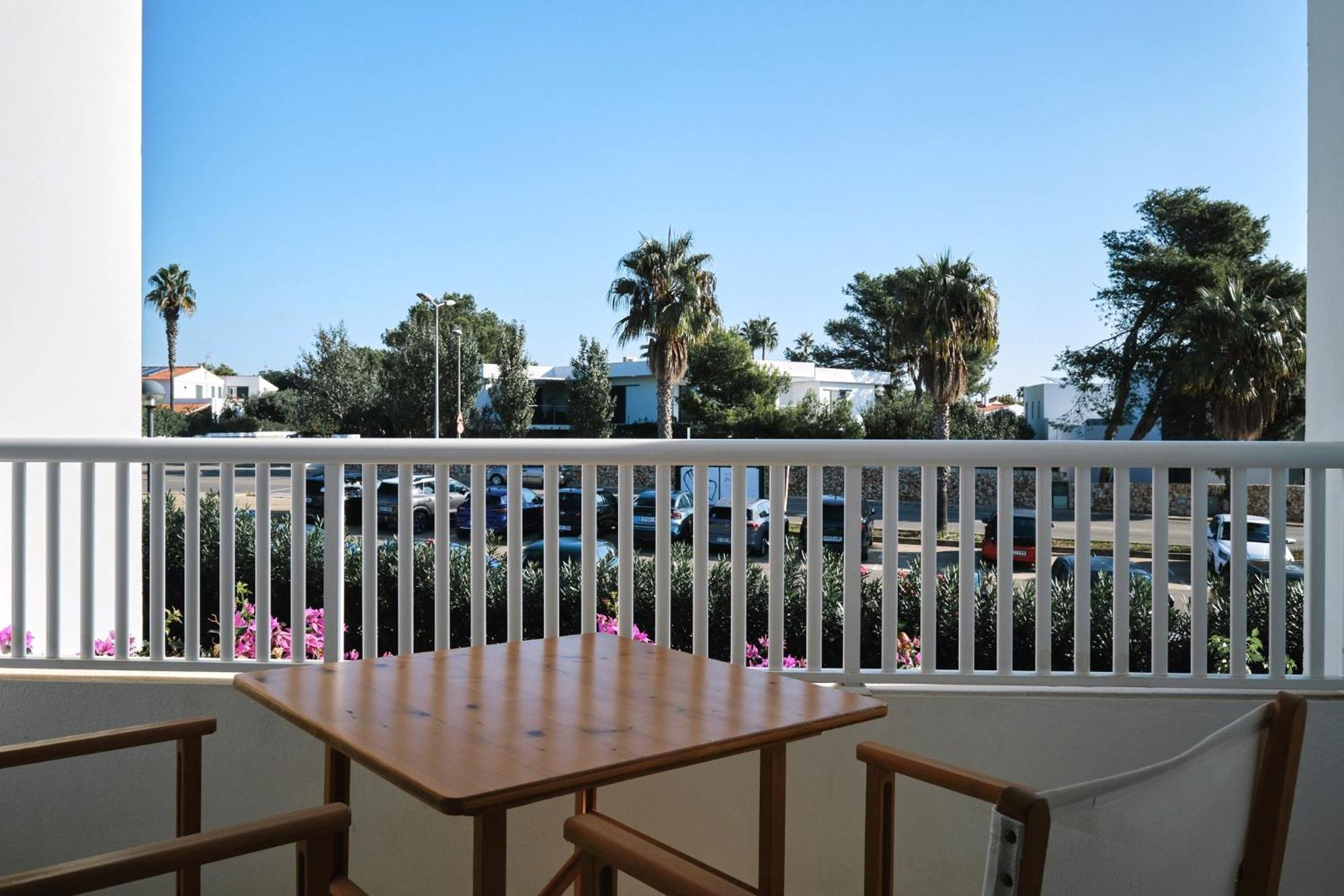 One bedroom suite balcony