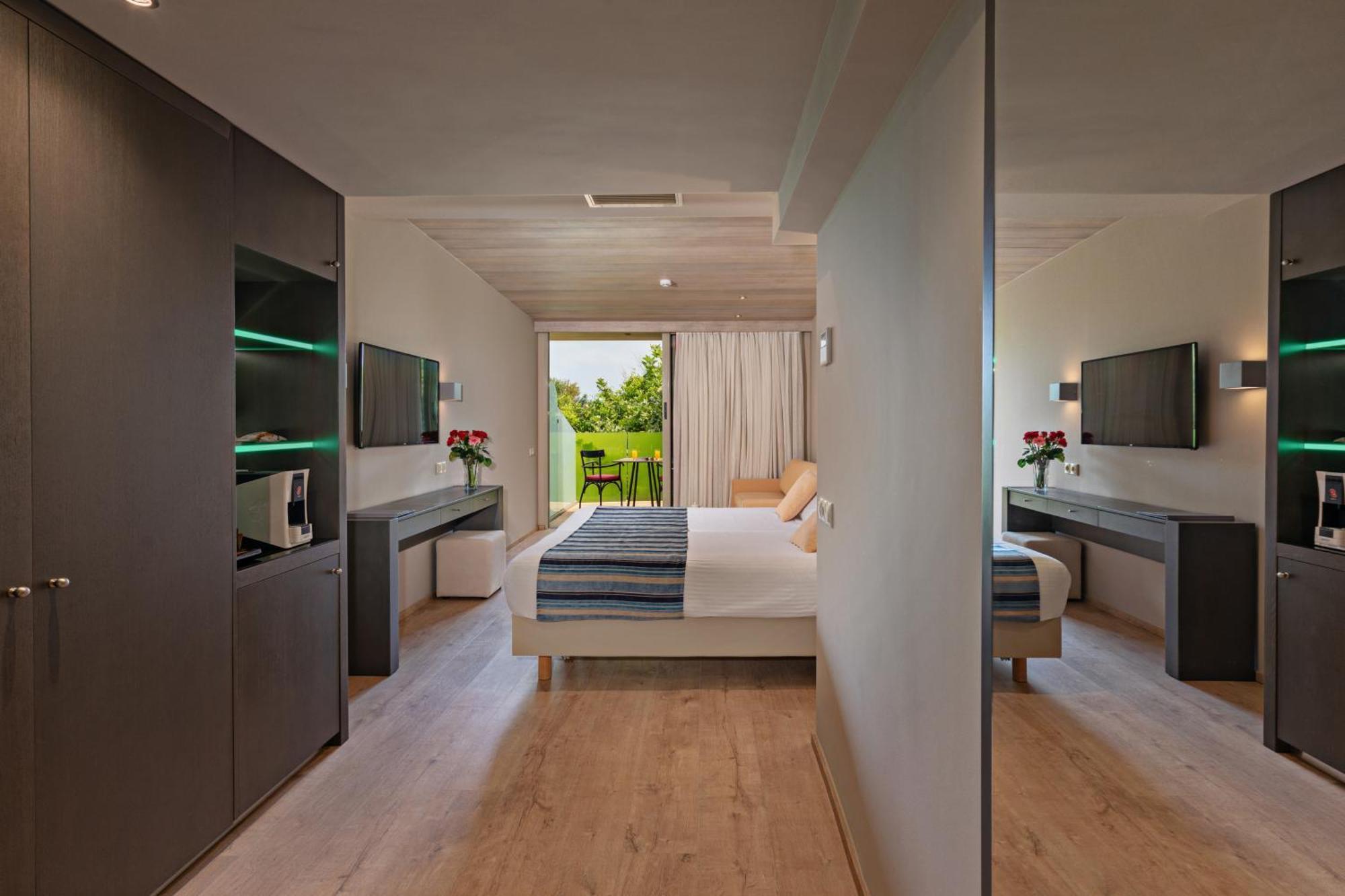 Junior Suite Sea View & Jetted Tub