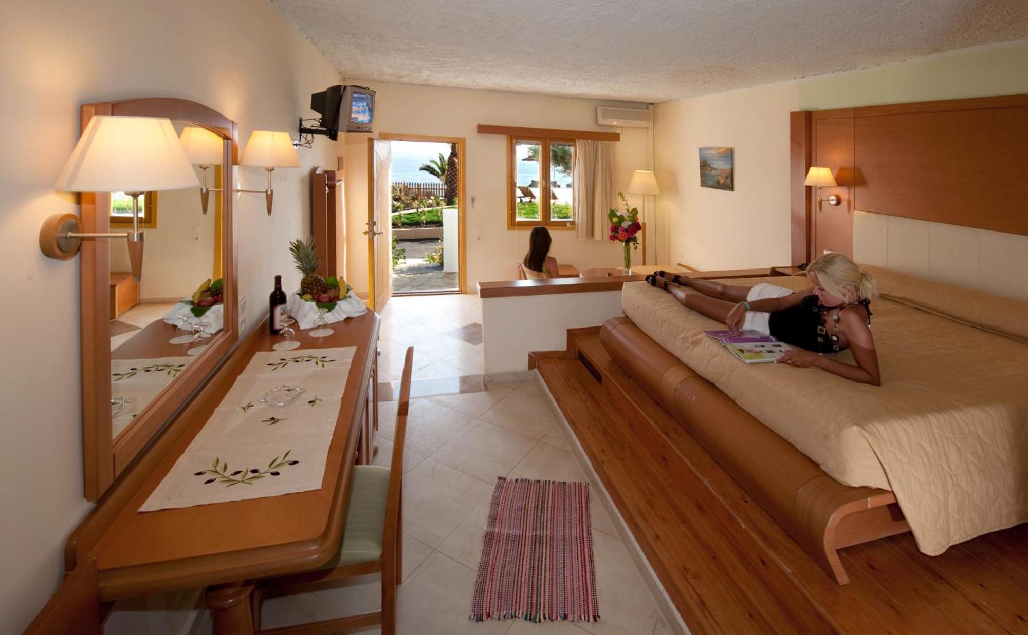 Superior Family Bungalow Sea View