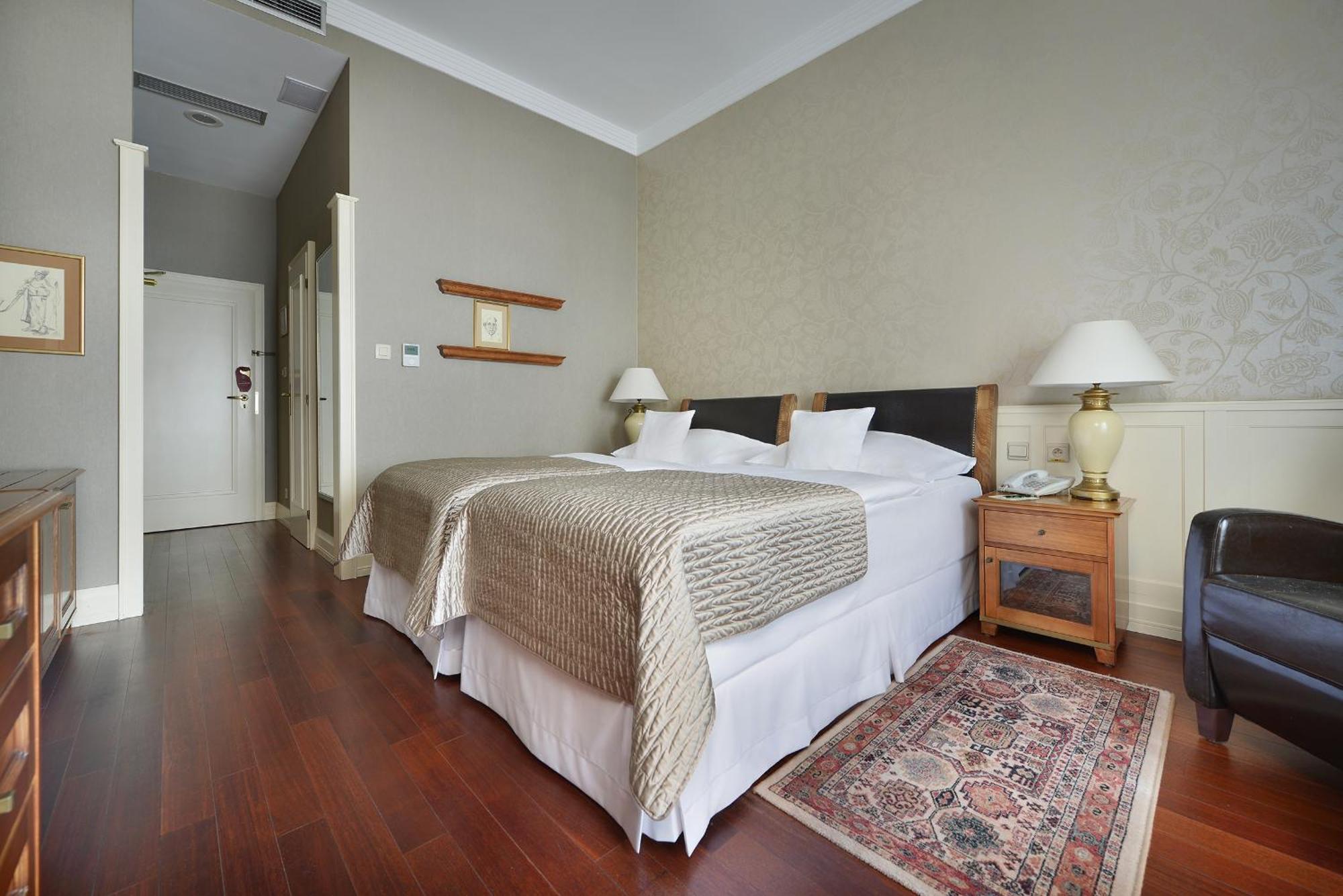 Premium Twin Room