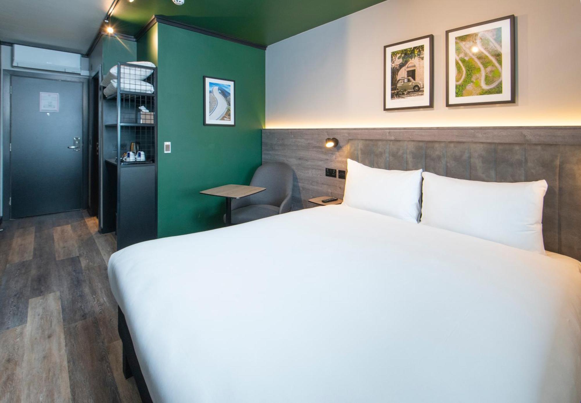 Standard Double Room,1588064507:JPEG